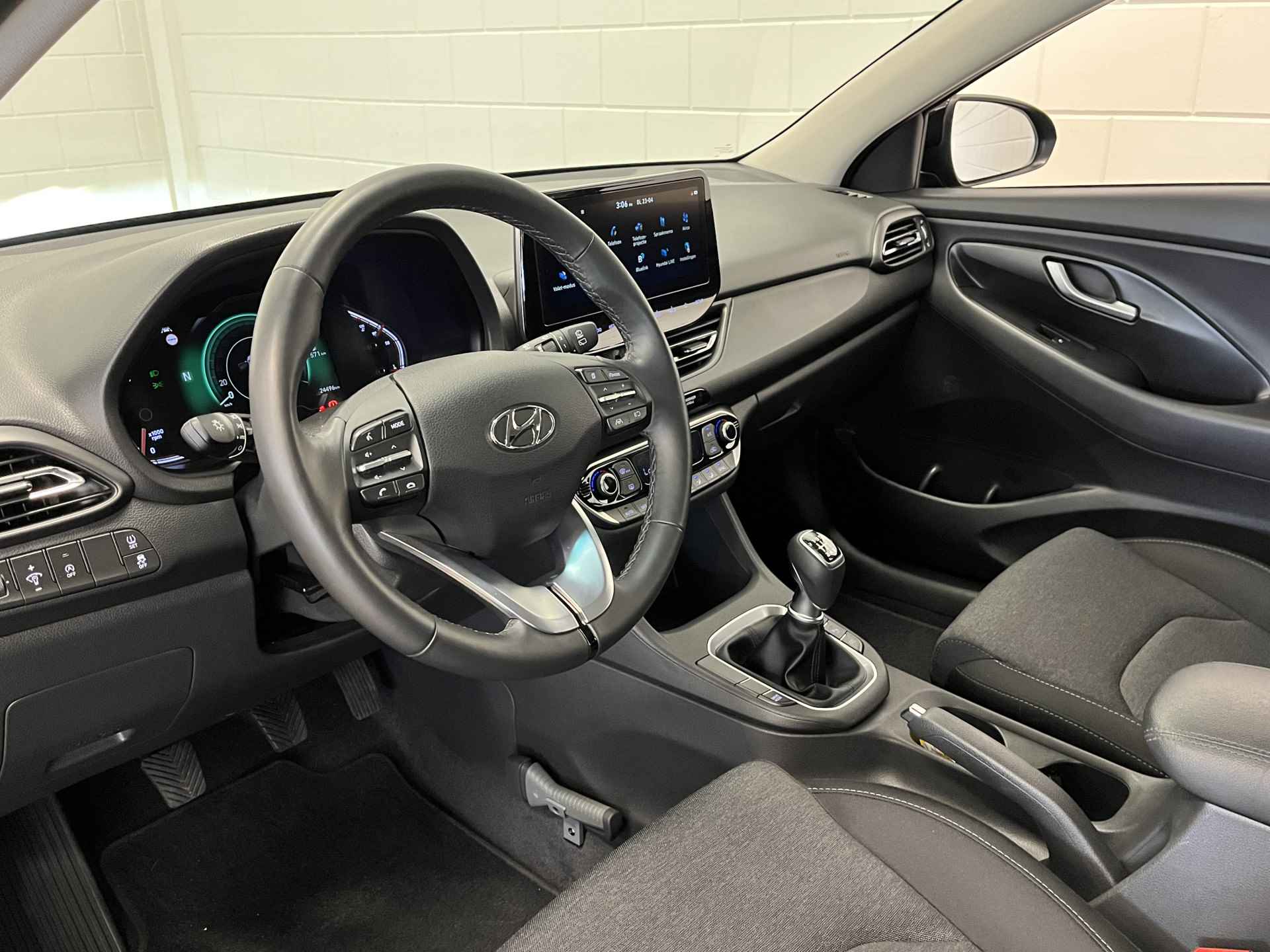 Hyundai i30 Wagon 1.0 T-GDi MHEV Comfort Smart | Navigatie | Camera | Climate Control | Lichtmetalen Velgen | - 16/42