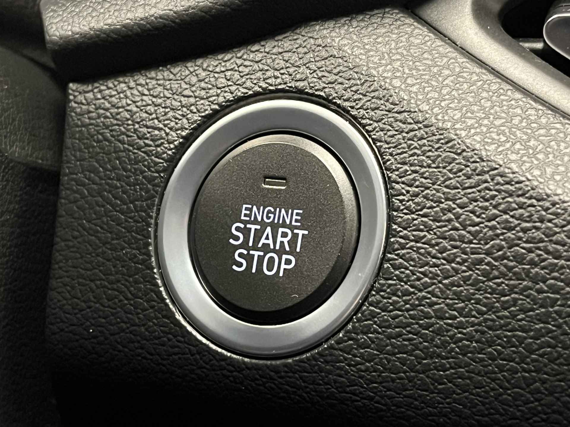 Hyundai i30 Wagon 1.0 T-GDi MHEV Comfort Smart | Navigatie | Camera | Climate Control | Lichtmetalen Velgen | - 27/42