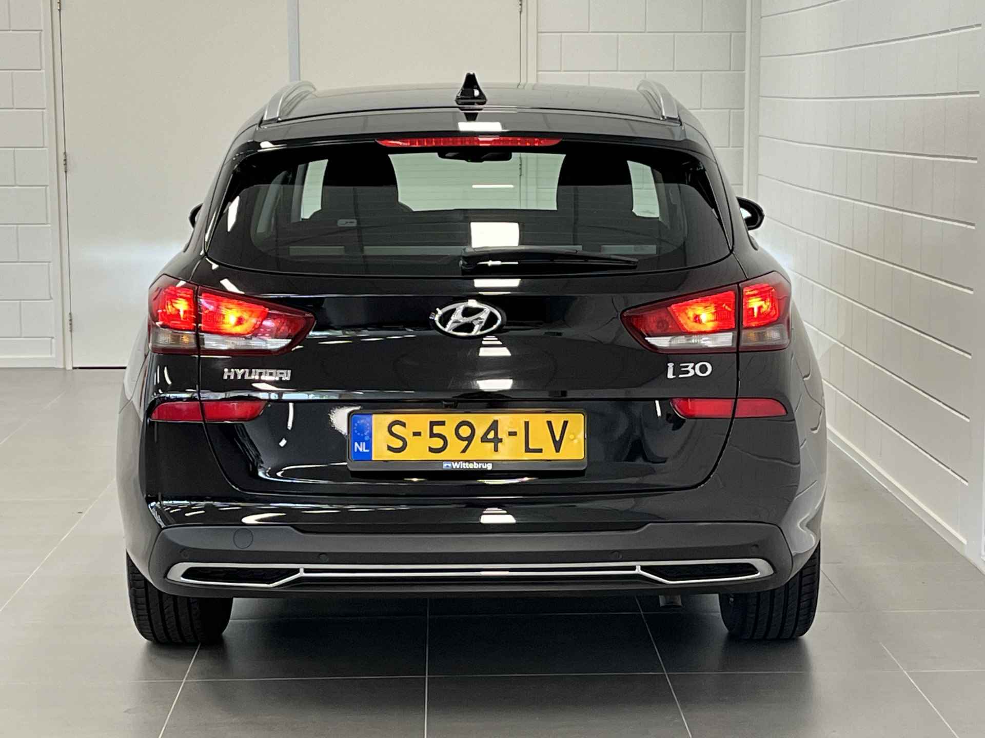 Hyundai i30 Wagon 1.0 T-GDi MHEV Comfort Smart | Navigatie | Camera | Climate Control | Lichtmetalen Velgen | - 39/42
