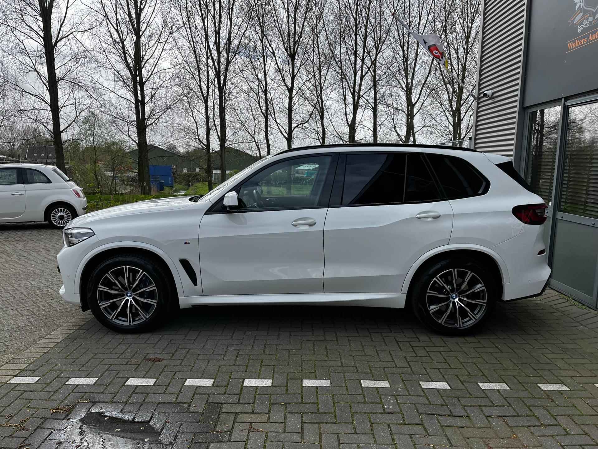 BMW X5 XDrive30d High Executive M - 6/27