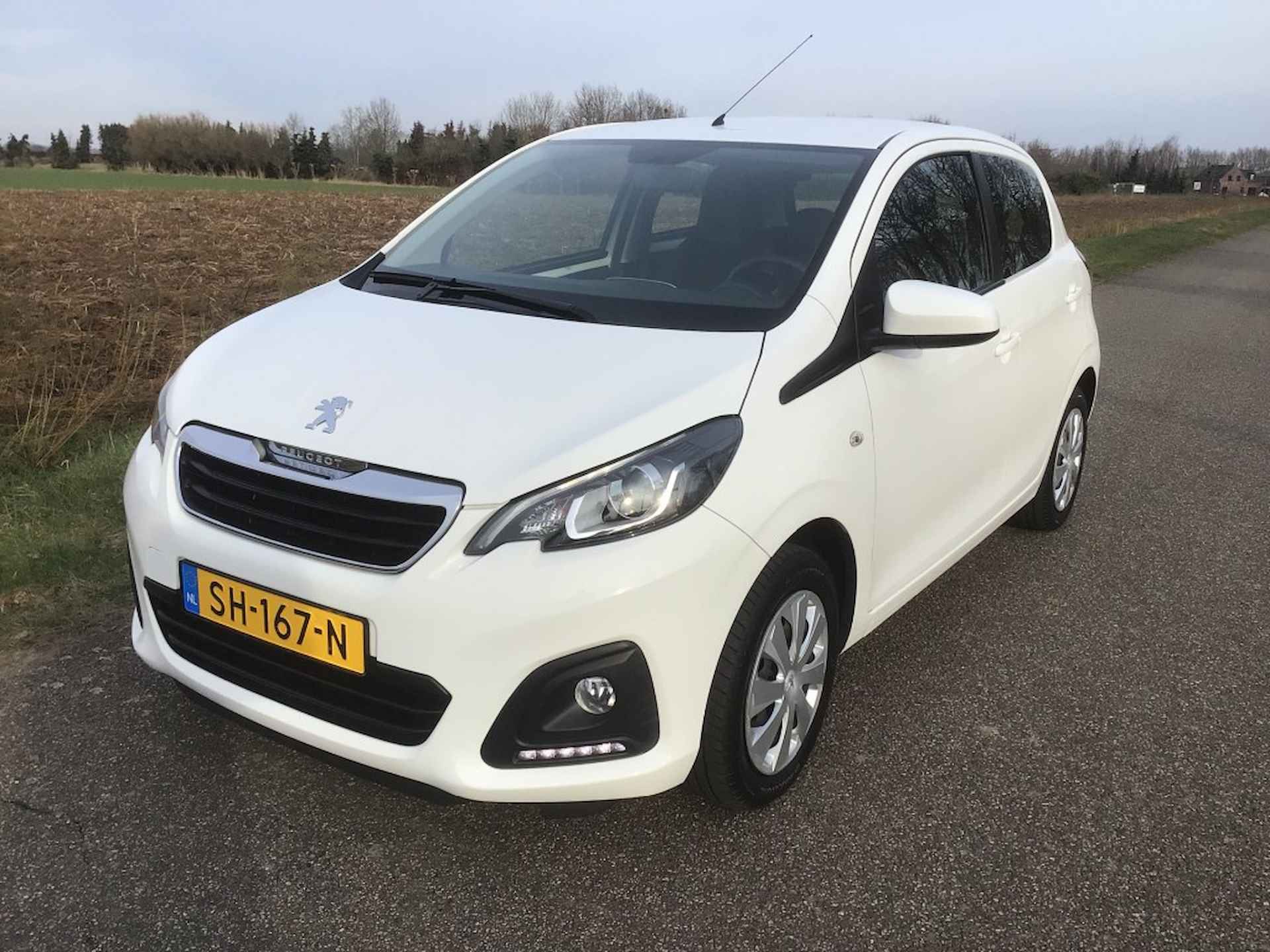 PEUGEOT 108 1.0 e Vti Active