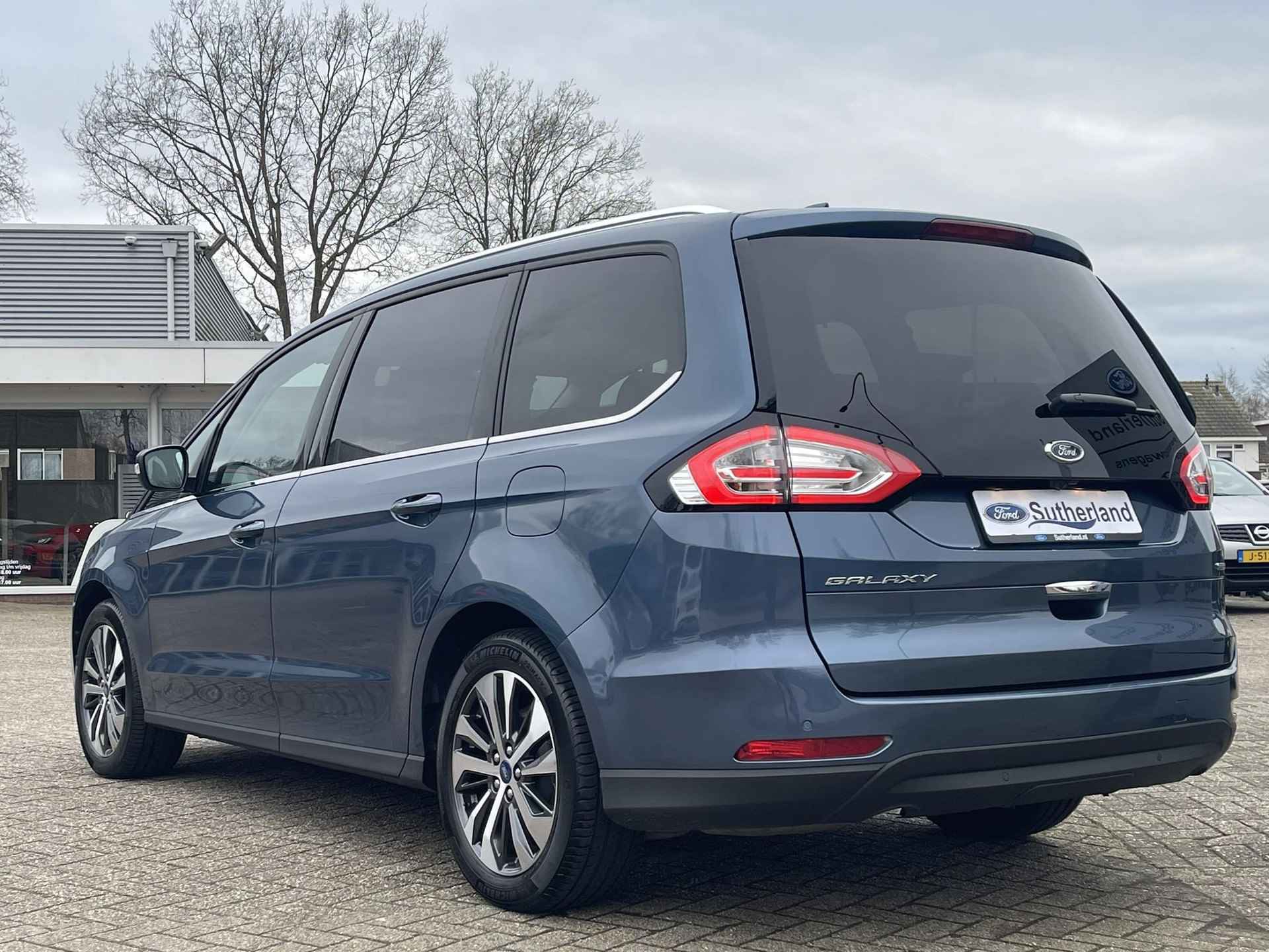 Ford Galaxy 2.5 Hybrid Titanium Ford Galaxy 2.5 Hybrid Titanium 190pk | Adaptieve Cruise | Full LED | Afneembare Trekhaak | 1510kg Trekgewicht | Verlengde fabrieksgarantie tot 03-2027 - 4/38