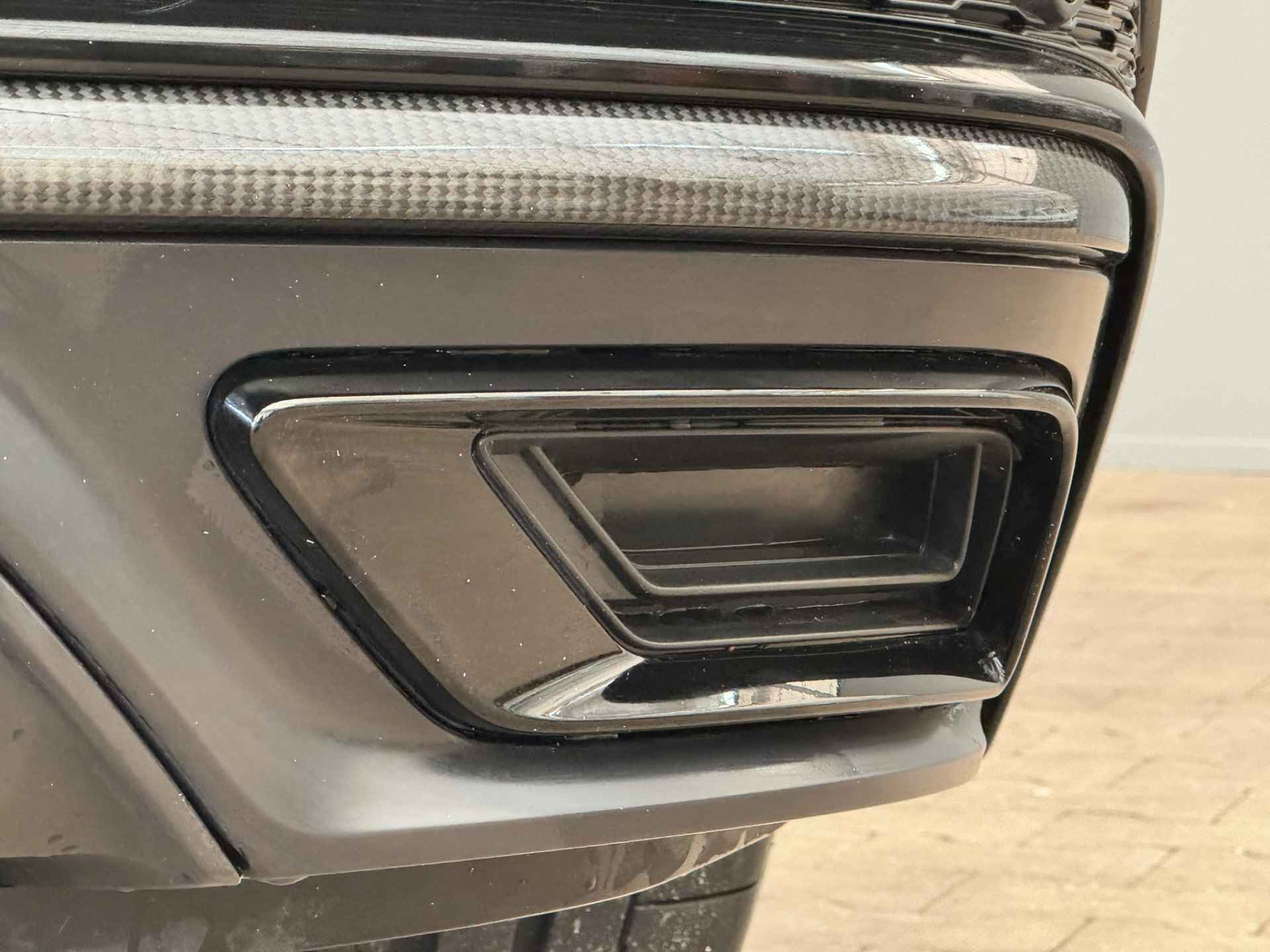 Audi Q8 60 TFSI E QUATTRO S LINE | 490PK | 23'' Lichtmetaal | Memory Seats | Luchtvering | Head-Up | B&O | Carbon | Trekhaak  (3500KG) wegklapbaar | Camera | Elek.Klep | Leder/Alcantara | Adaptieve Cruise Stuurverwarming | 3.119KM! | 2023! | - 24/69