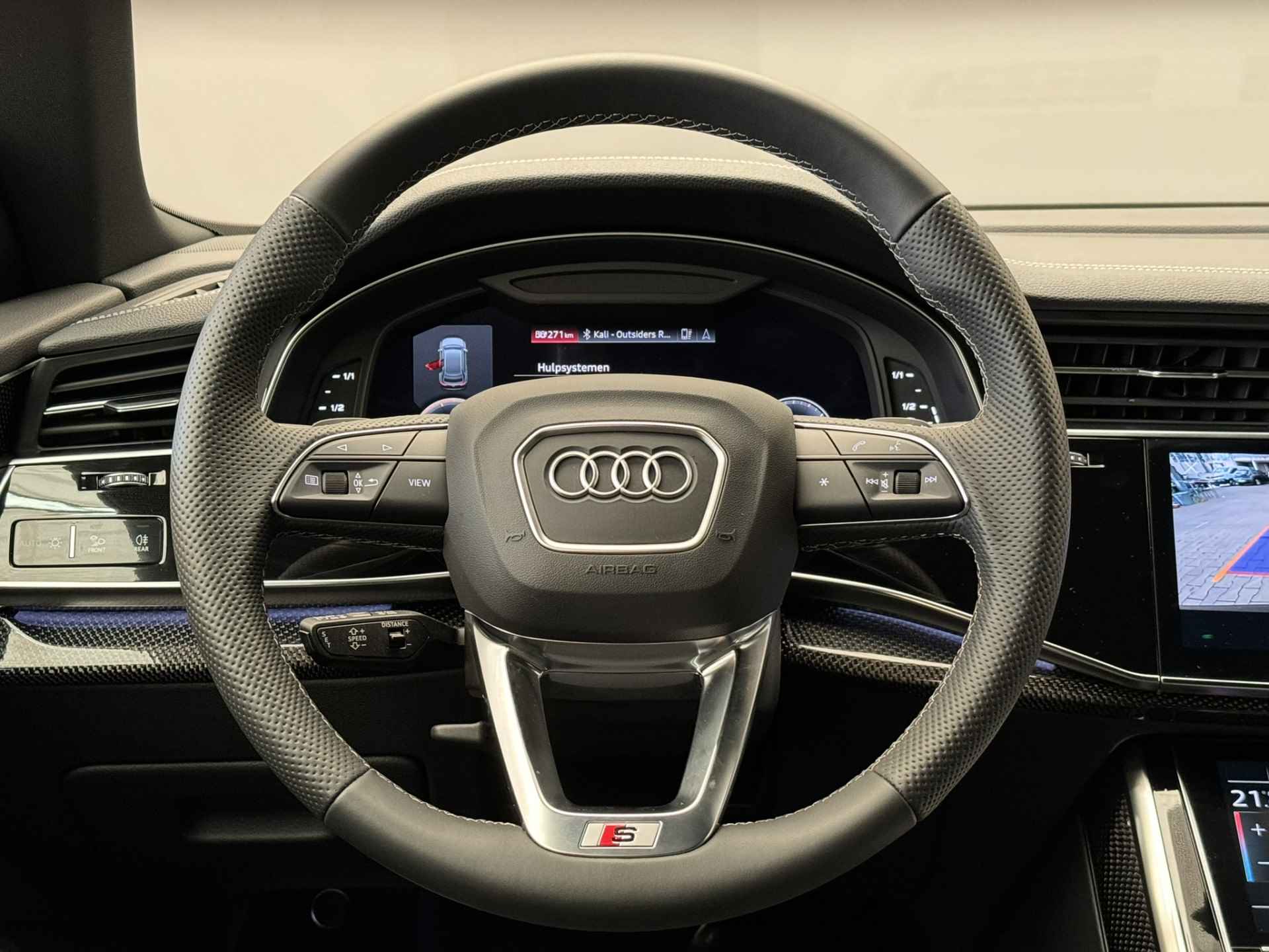 Audi Q8 60 TFSI E QUATTRO S LINE | 490PK | 23'' Lichtmetaal | Memory Seats | Luchtvering | Head-Up | B&O | Carbon | Trekhaak  (3500KG) wegklapbaar | Camera | Elek.Klep | Leder/Alcantara | Adaptieve Cruise Stuurverwarming | 3.119KM! | 2023! | - 44/69