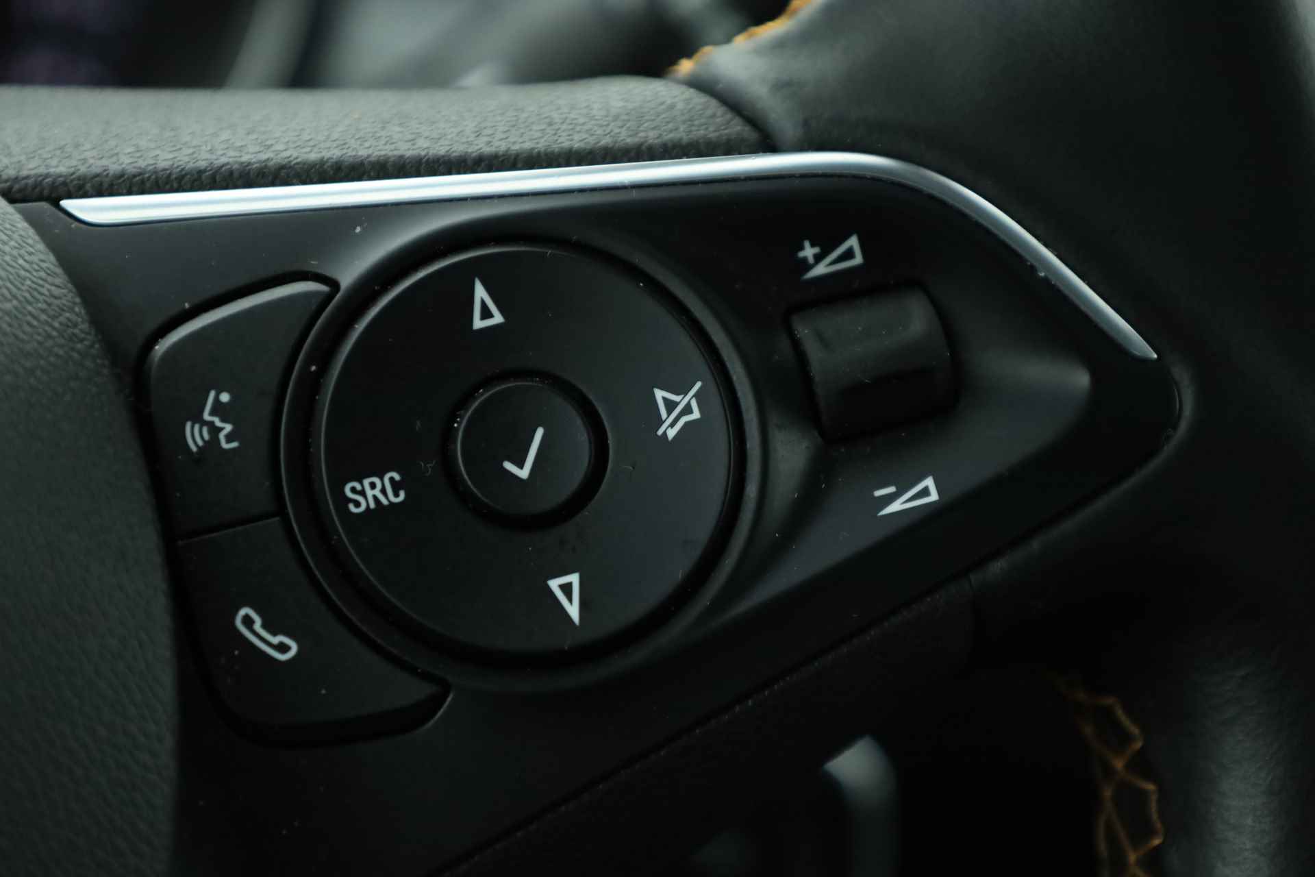 Opel Crossland X 1.2 Turbo Innovation | Navi | LED | Clima | DAB | Apple CarPlay - 11/30