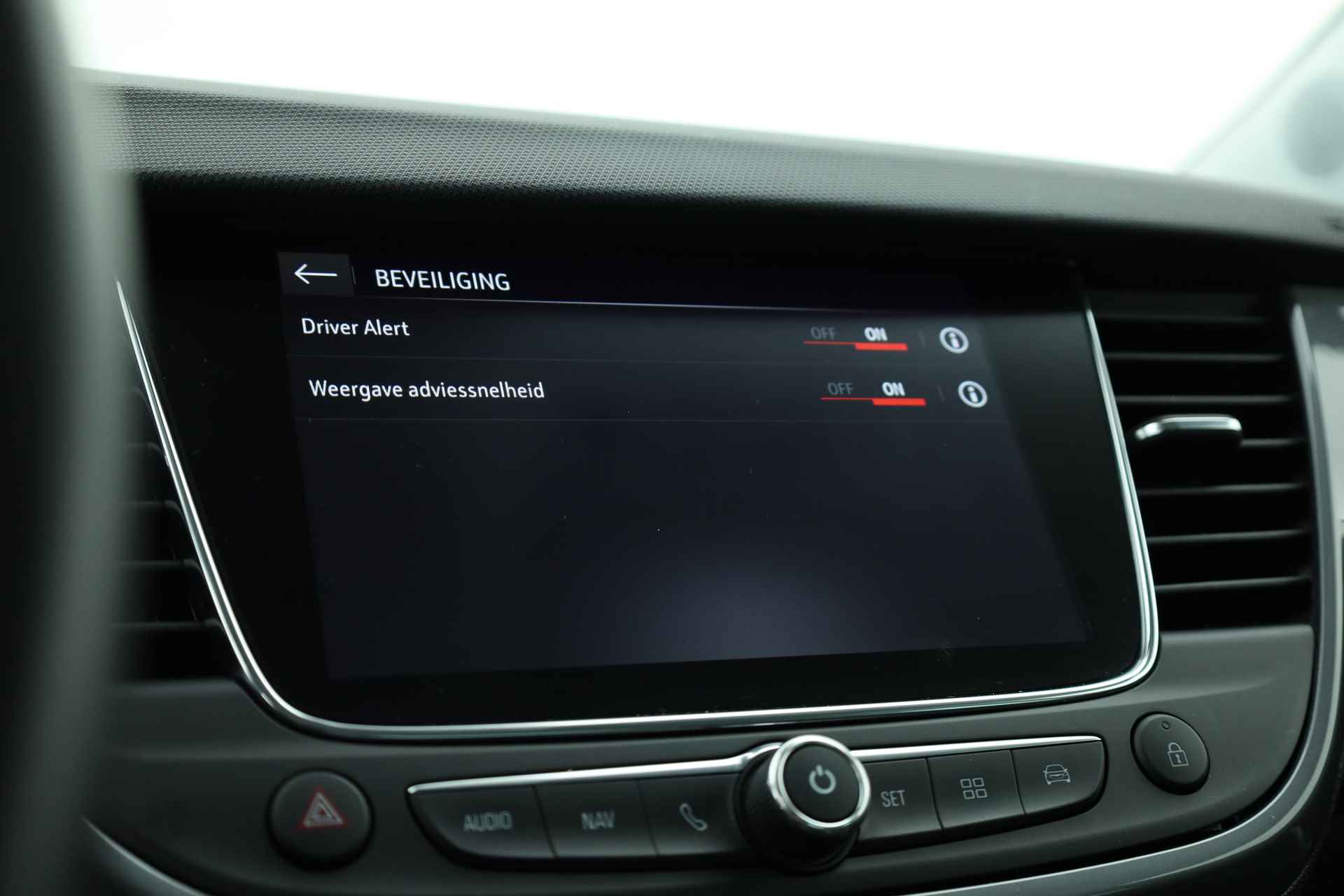 Opel Crossland X 1.2 Turbo Innovation | Navi | LED | Clima | DAB | Apple CarPlay - 17/30