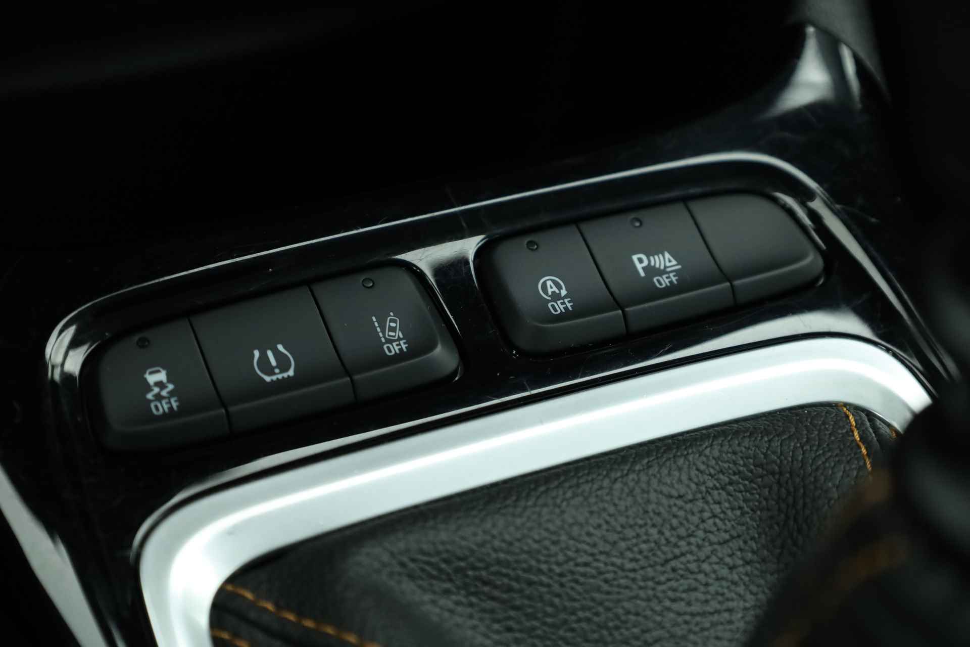 Opel Crossland X 1.2 Turbo Innovation | Navi | LED | Clima | DAB | Apple CarPlay - 19/30