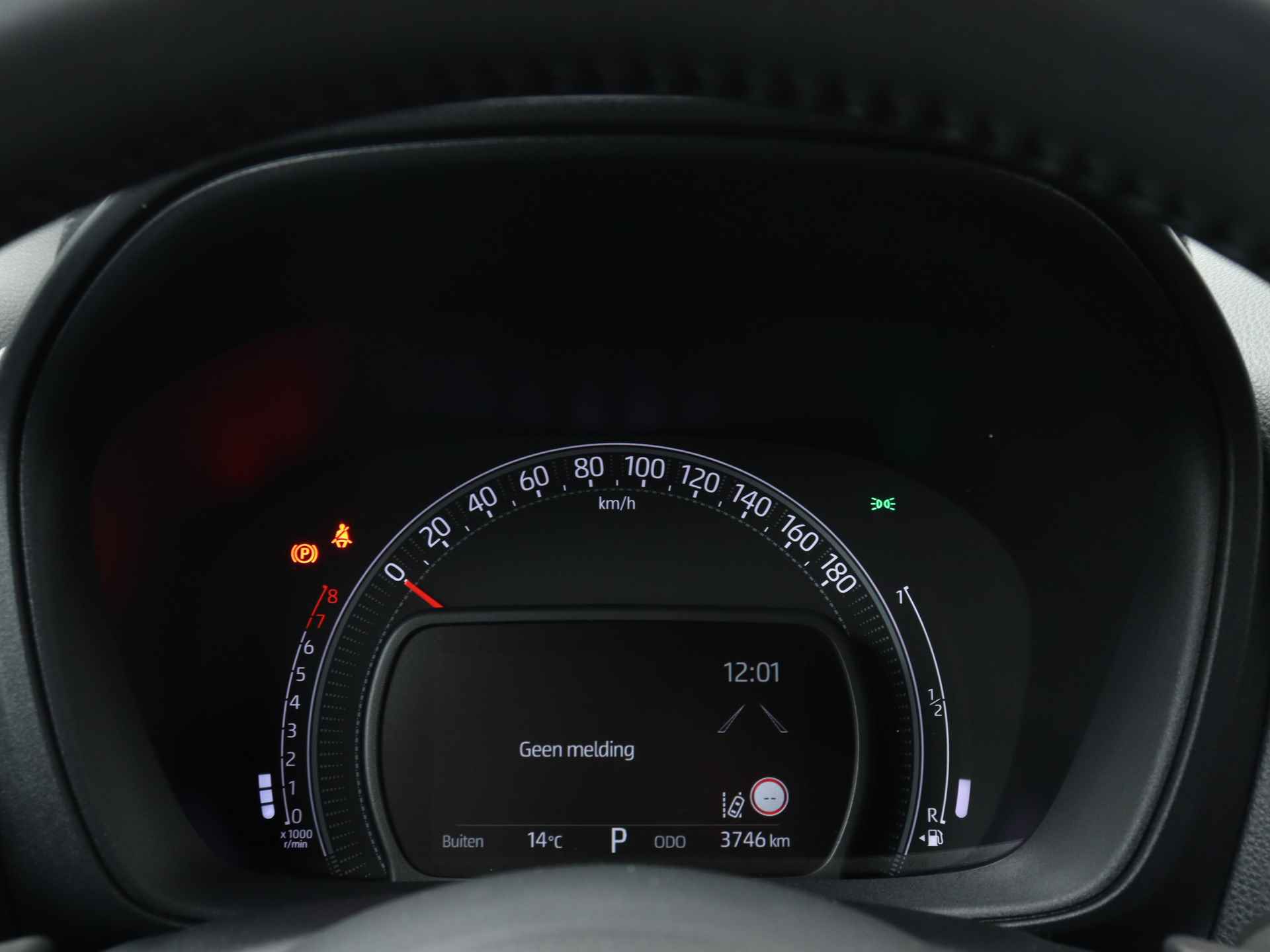 Toyota Aygo X 1.0 VVT-i Premium Limited | LM velgen 17 inch | Navigatie | JBL | Stoelverwarming | - 7/46