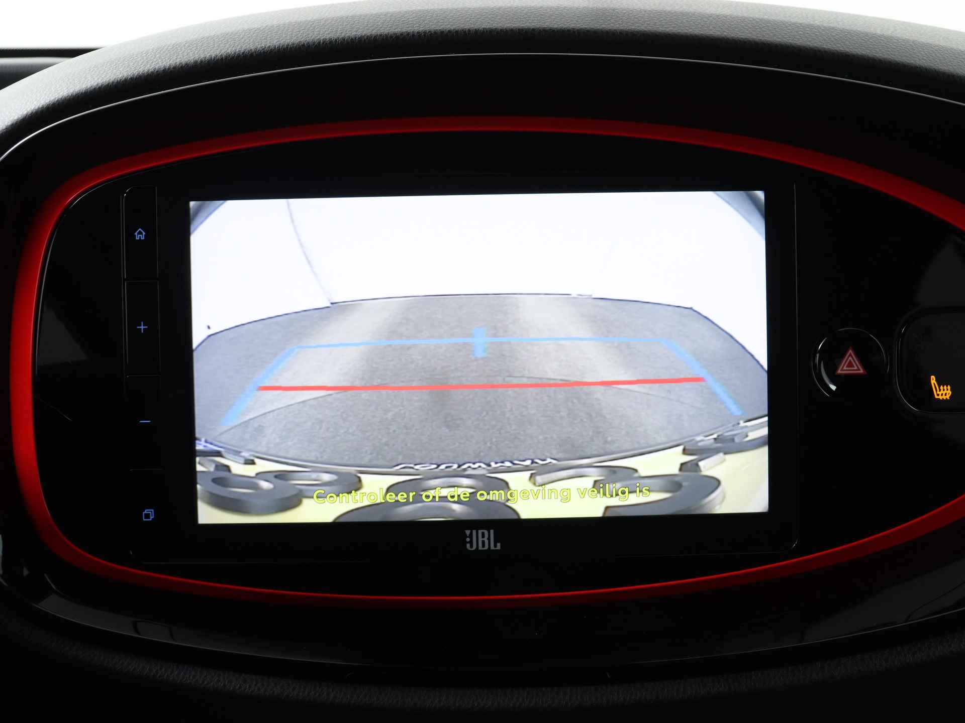 Toyota Aygo X 1.0 VVT-i Premium Limited | LM velgen 17 inch | Navigatie | JBL | Stoelverwarming | - 11/46