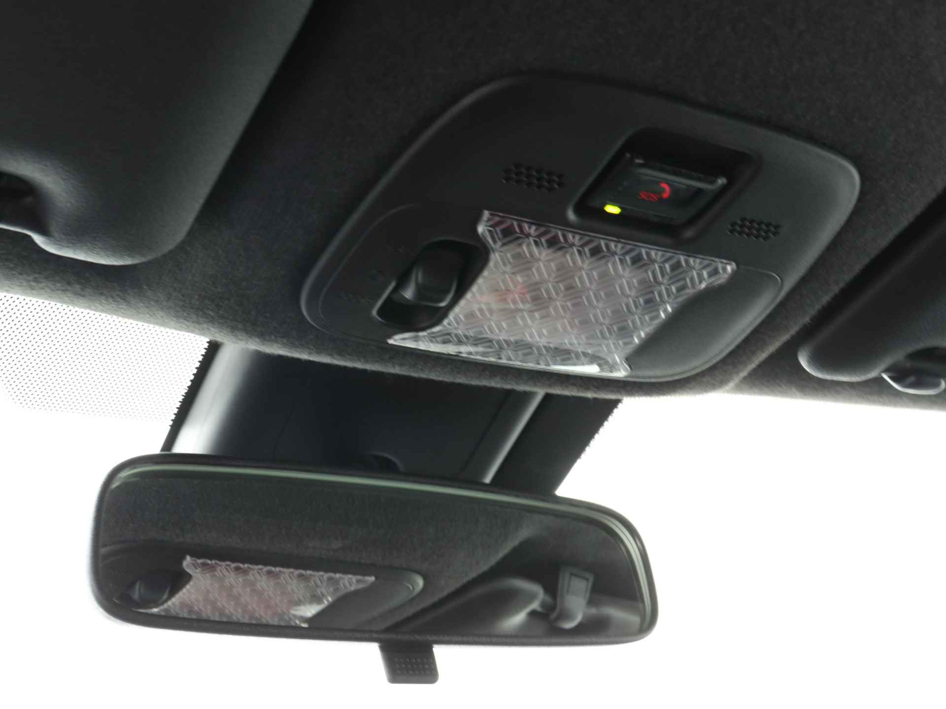 Toyota Aygo X 1.0 VVT-i Premium Limited | LM velgen 17 inch | Navigatie | JBL | Stoelverwarming | - 32/46