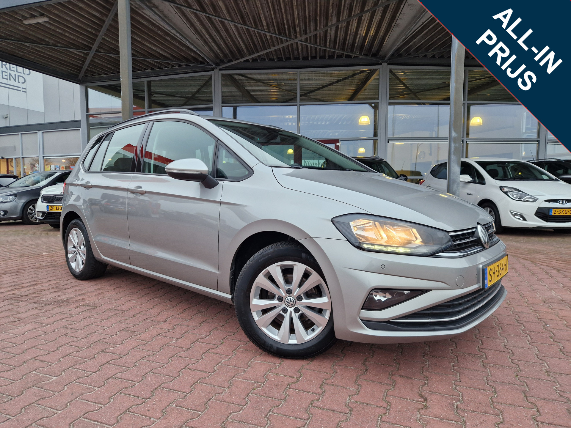 Volkswagen Golf Sportsvan 1.0 TSI Comfortline 12MND BOVAG GARANTIE | NAVI | PARK PILOT | ADAPT. CC | APP CONNECT