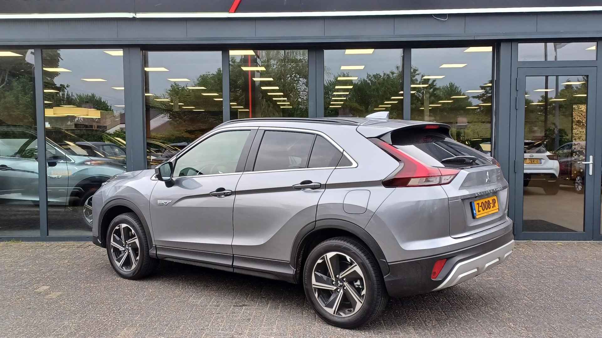 Mitsubishi Eclipse Cross 2.4 PHEV Intense+ - 5/26