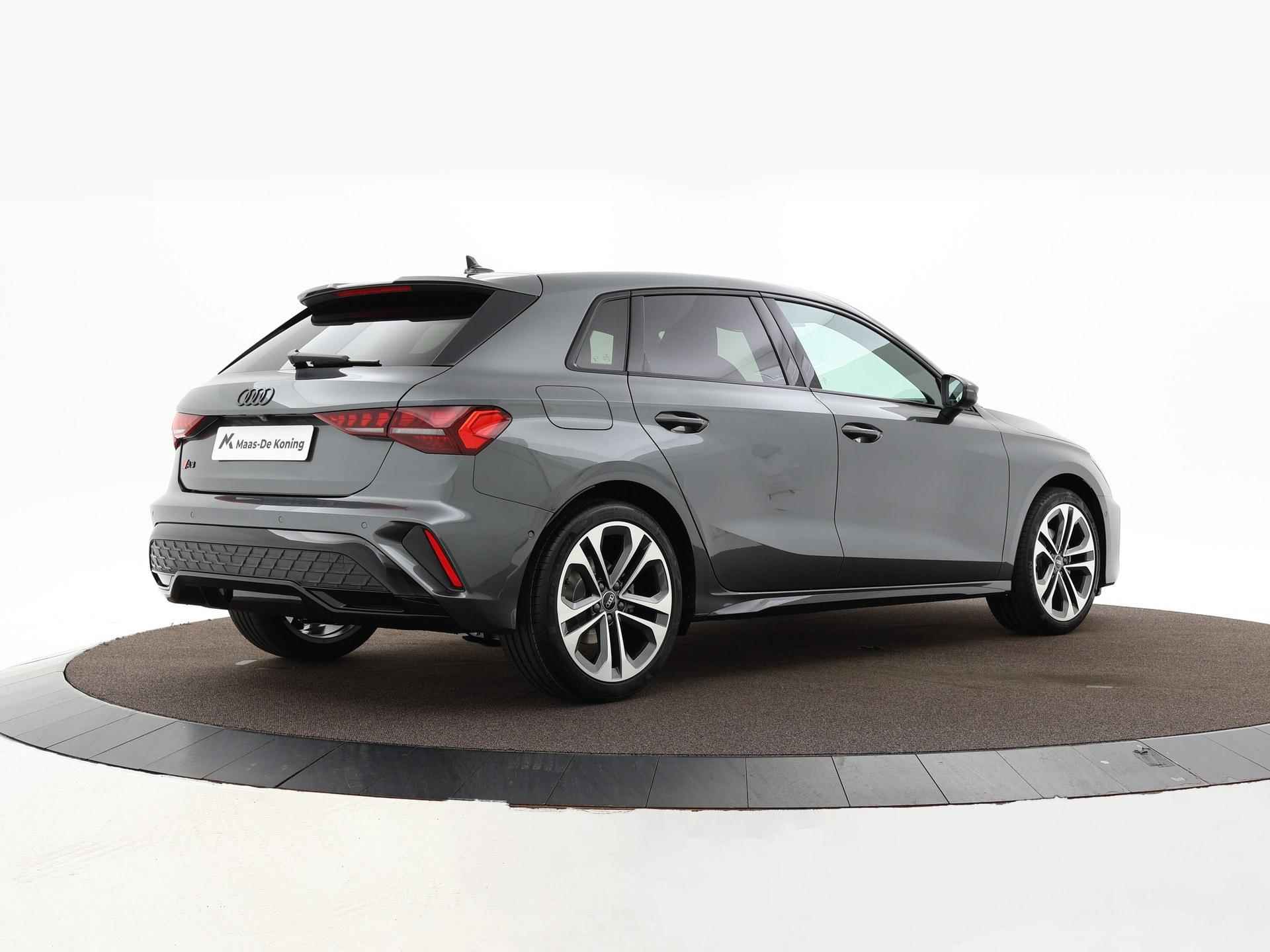 Audi A3 Sportback 35 TFSI S edition 150 PK · SONOS Premium 3D · Ass.Pakket Rijden en Parkeren · Climate pakket plus - 30/32