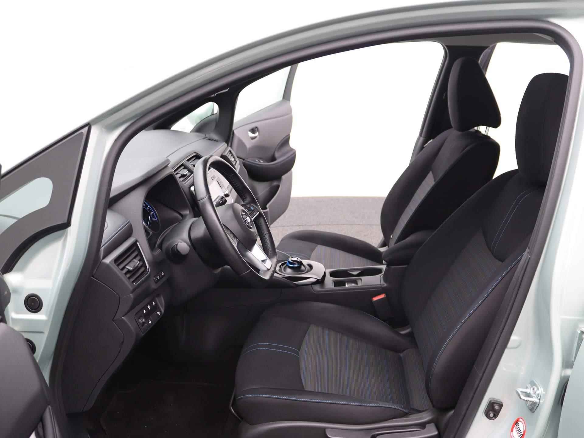 Nissan LEAF 2.ZERO EDITION 40 kWh | 1 ste eig | Apple carplay | dodehoek detectie | led koplampen - 11/47