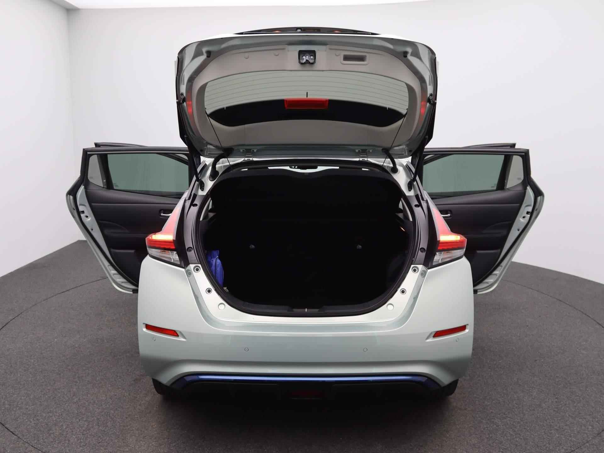 Nissan LEAF 2.ZERO EDITION 40 kWh | 1 ste eig | Apple carplay | dodehoek detectie | led koplampen - 13/47
