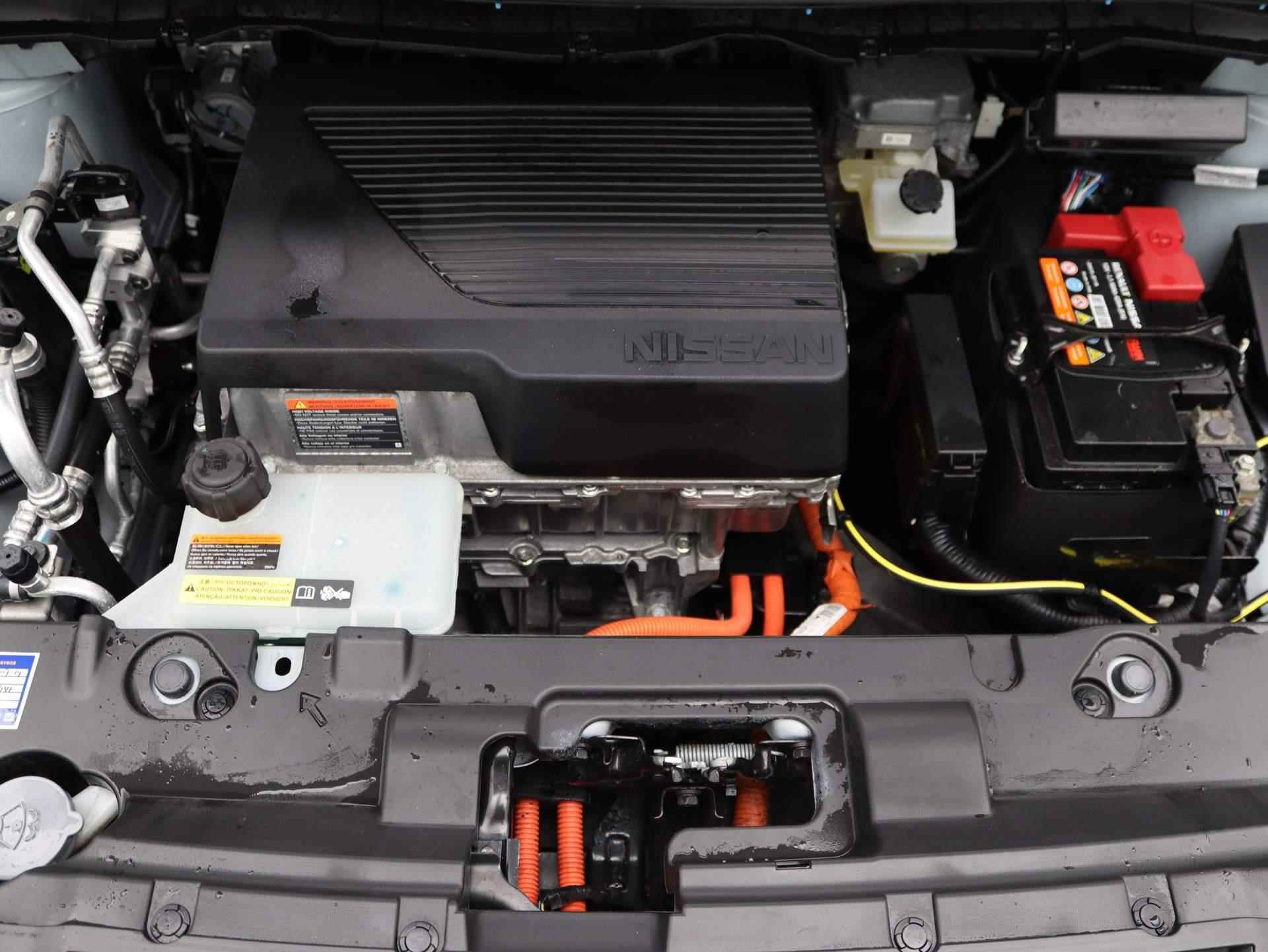 Nissan LEAF 2.ZERO EDITION 40 kWh | 1 ste eig | Apple carplay | dodehoek detectie | led koplampen - 32/47