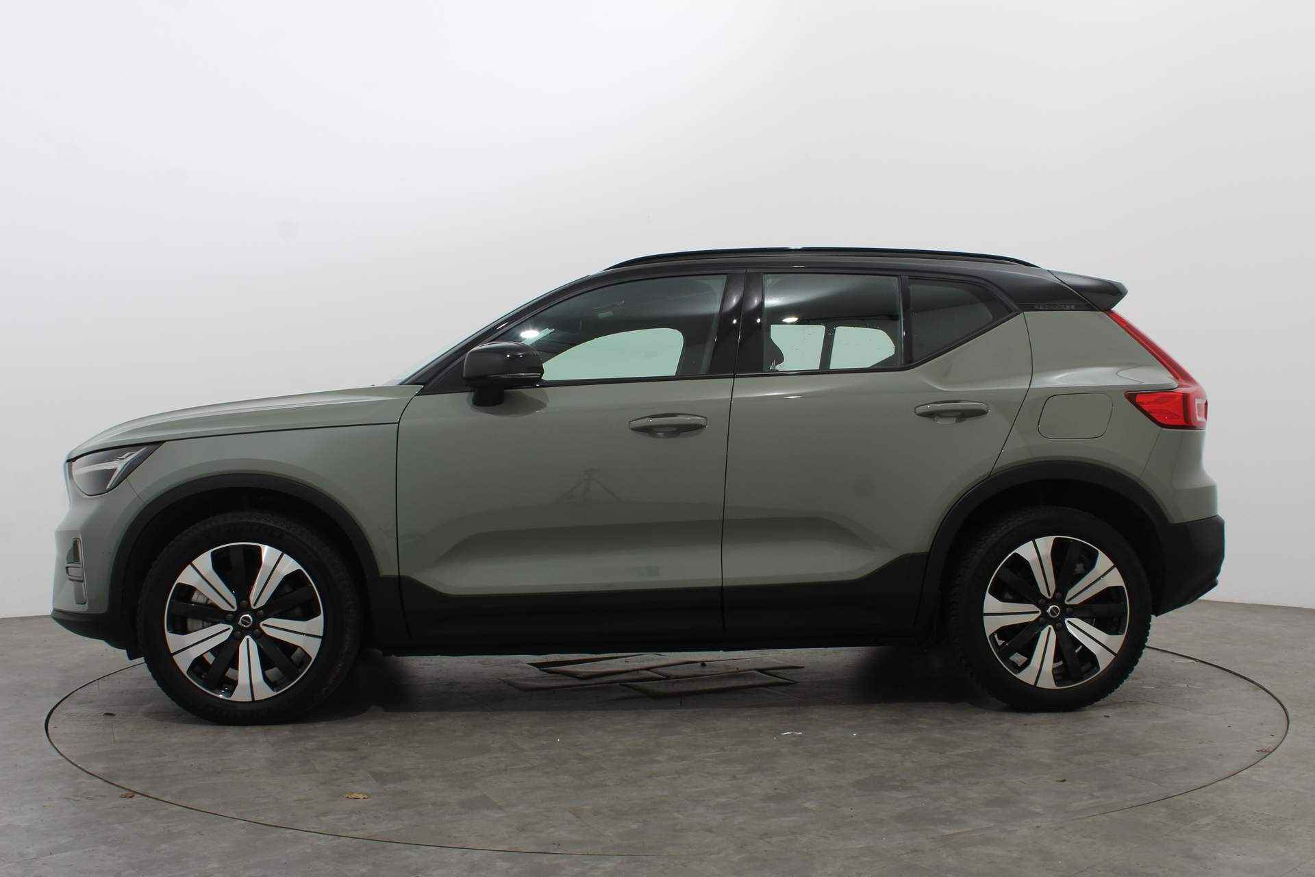 Volvo XC40 RECHARGE 232PK PLUS 70 KWH | Pilot Assist | Warmtepomp | Camera | Winterpakket - 7/52