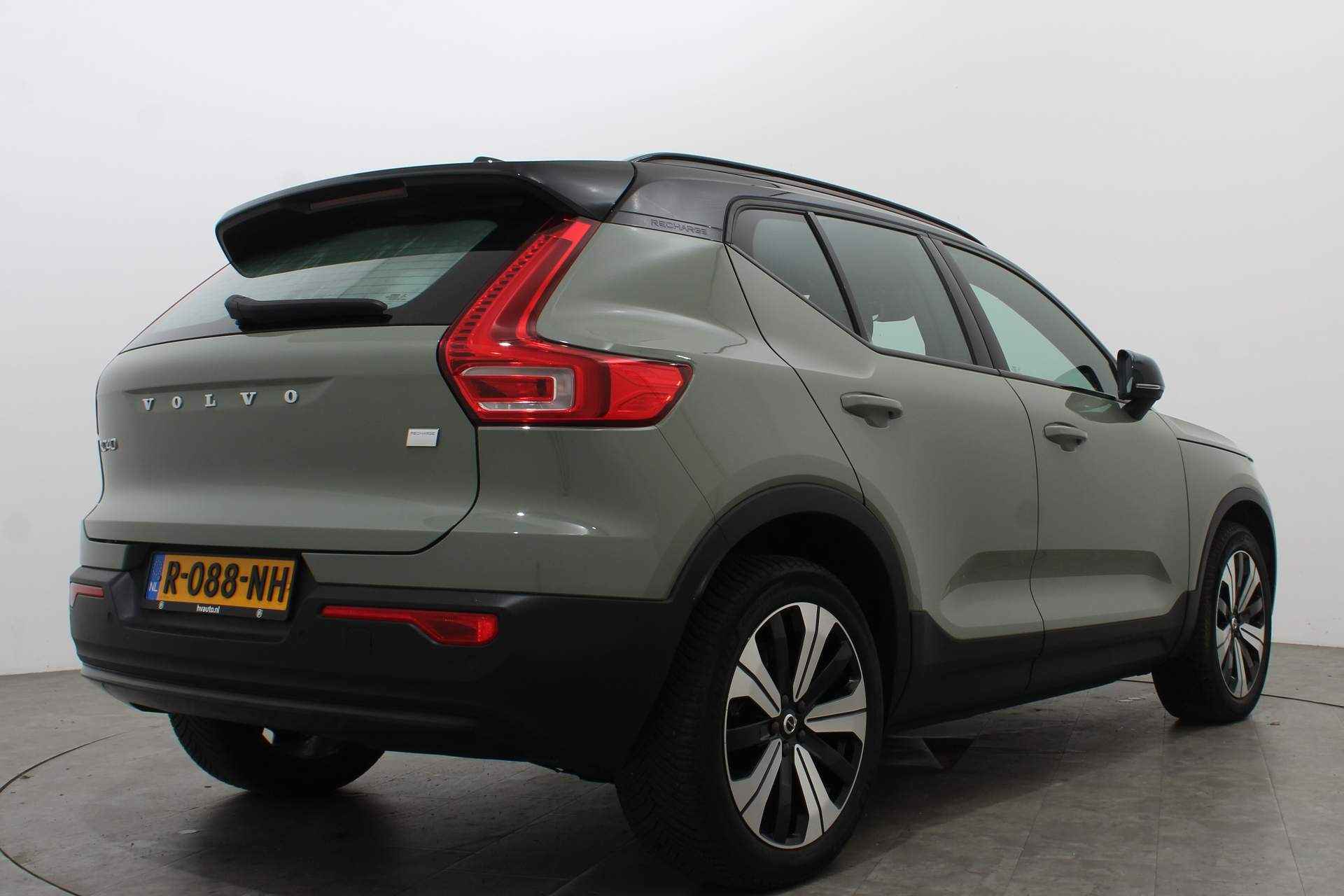 Volvo XC40 RECHARGE 232PK PLUS 70 KWH | Pilot Assist | Warmtepomp | Camera | Winterpakket - 16/52