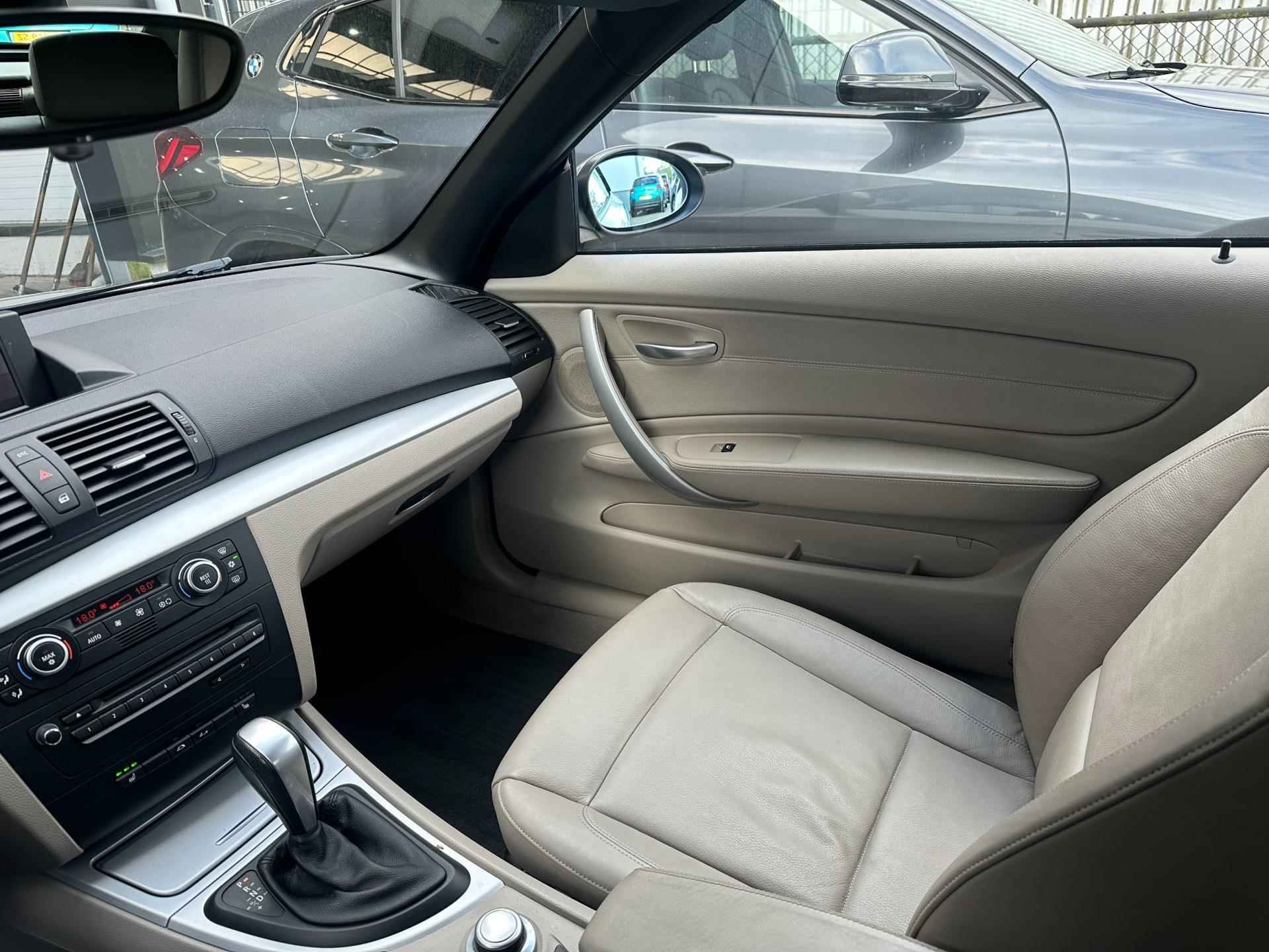 BMW 1-serie Cabrio 118i 143PK + Navigatie | Leder | Cruise | Stoelverwarming | Zeer nette auto - 24/26
