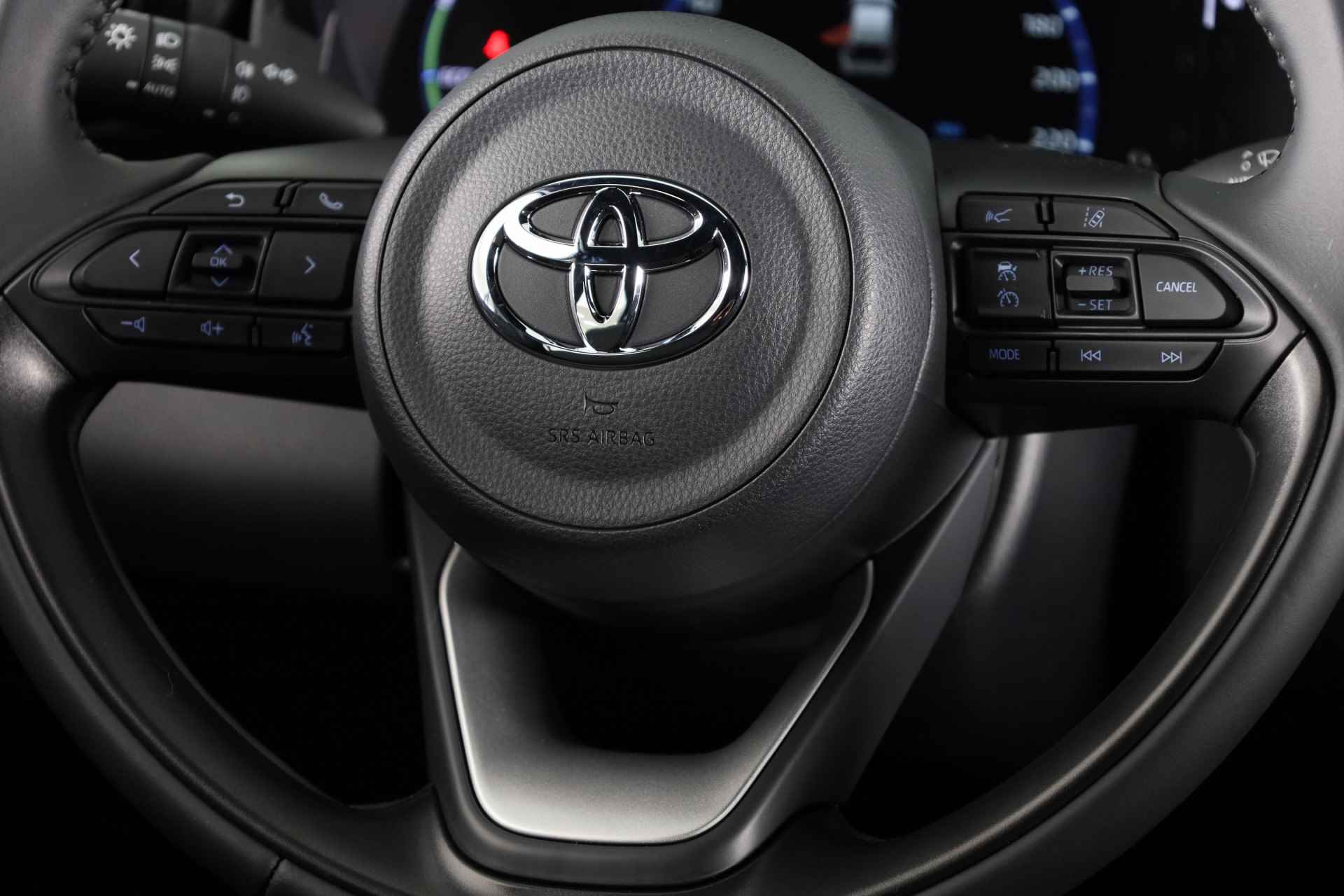 Toyota Yaris Cross 1.5 Hybrid Dynamic *DEMO* | Fabrieksgarantie t/m 04-2034 mogelijk! - 23/41