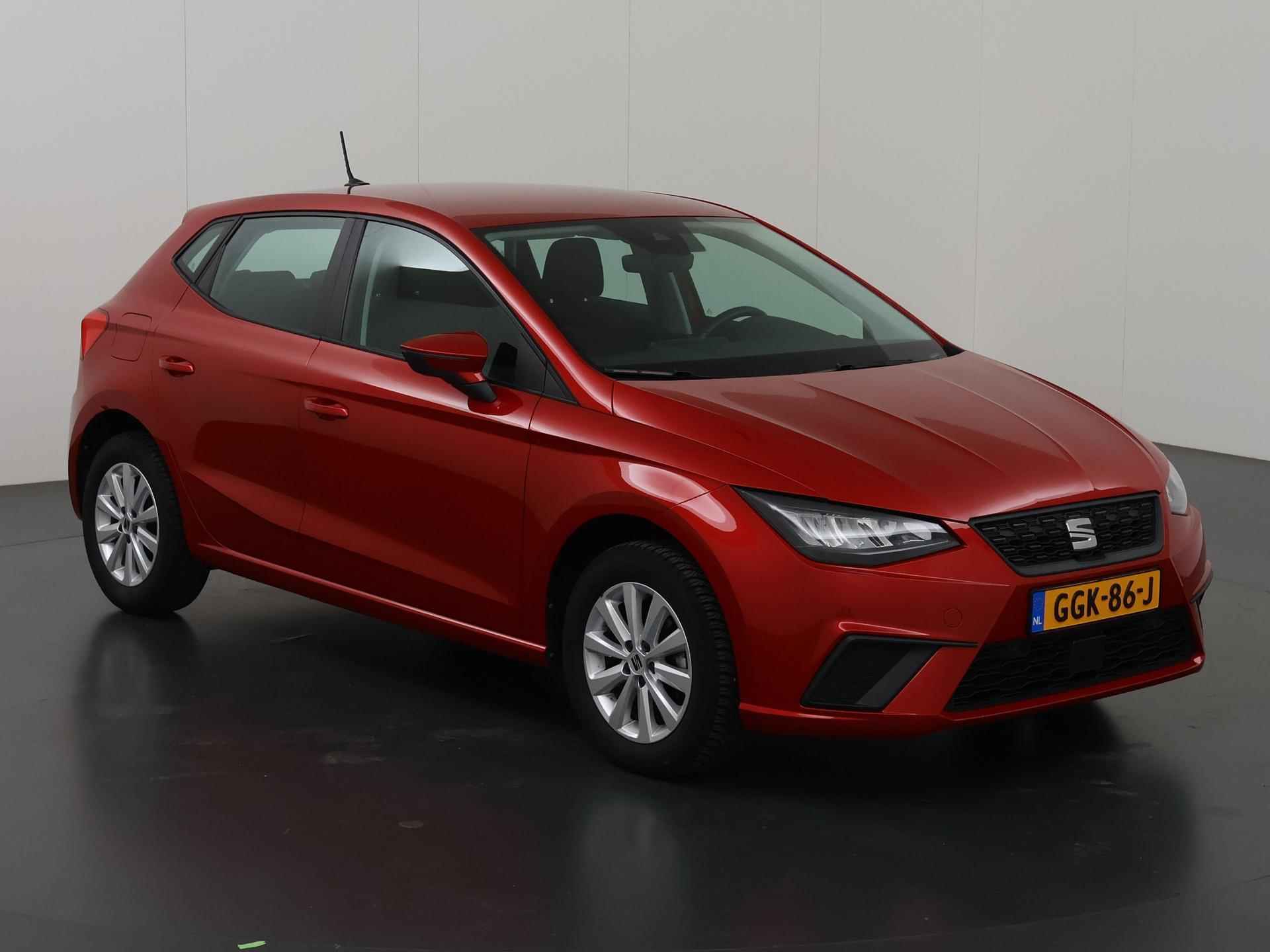 SEAT Ibiza 1.0 EcoTSI Style  |Facelift | Led Koplampen | Parkeercamera | Stoelverwarming | Climate Control | Apple/Android Carplay | - 24/36