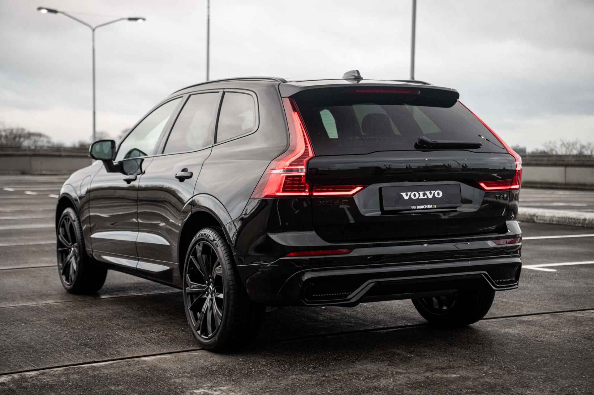 Volvo XC60 2.0 T6 Plug-in hybrid AWD Ultra Black Edition | | Nieuw | Van € 80.840,- voor € 67.845,- - 43/45