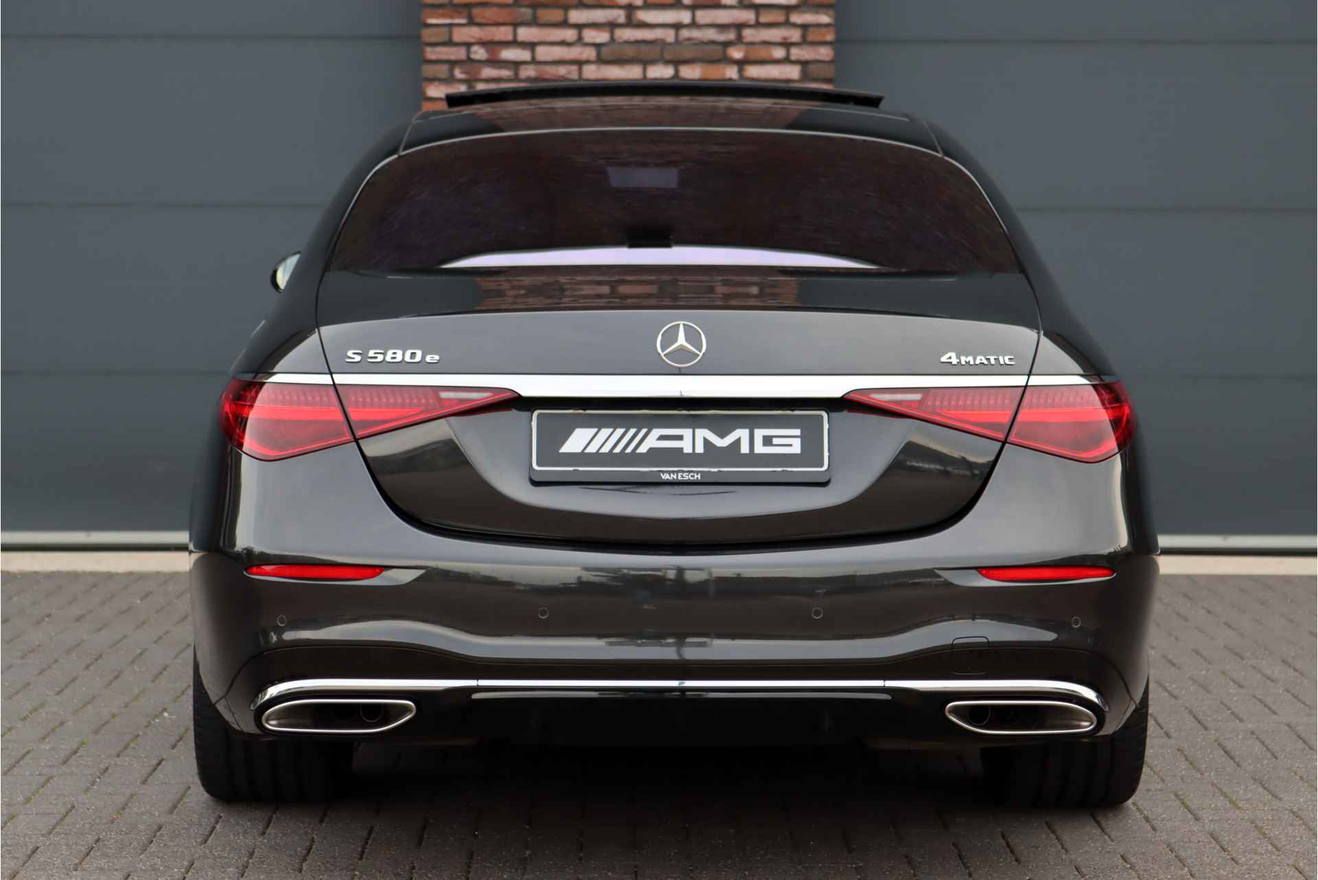 Mercedes-Benz S-Klasse 580 e 4MATIC Lang AMG Line Aut9 | First-Class Rear Executivepakket | Luchtvering | Achterasbesturing | Distronic+ | Burmester 4D | Koelbox | MBUX Tablet | Schermen Achterin | Chauffeurspakket | Exclusive Leder | Massage | Stoelventilatie | Verwarmd Stuurwiel | - 16/62