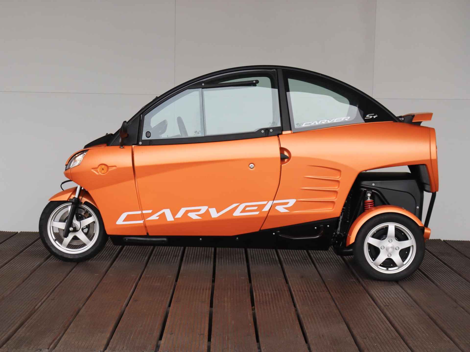 Carver 7.1 kWh S+ | 80 KM| 100% Electric | Bluetooth | Soft top | - 3/23