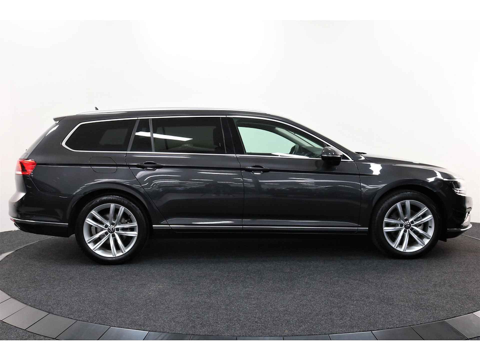 Volkswagen Passat Variant 1.5 TSI Elegance (Automaat) - 17/35