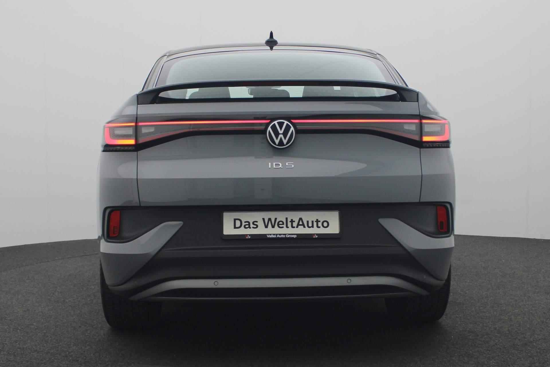 Volkswagen ID.5 174PK Pro 77 kWh | Camera | LED | Stuurwiel verwarmd | Standkachel | 19 inch - 21/42