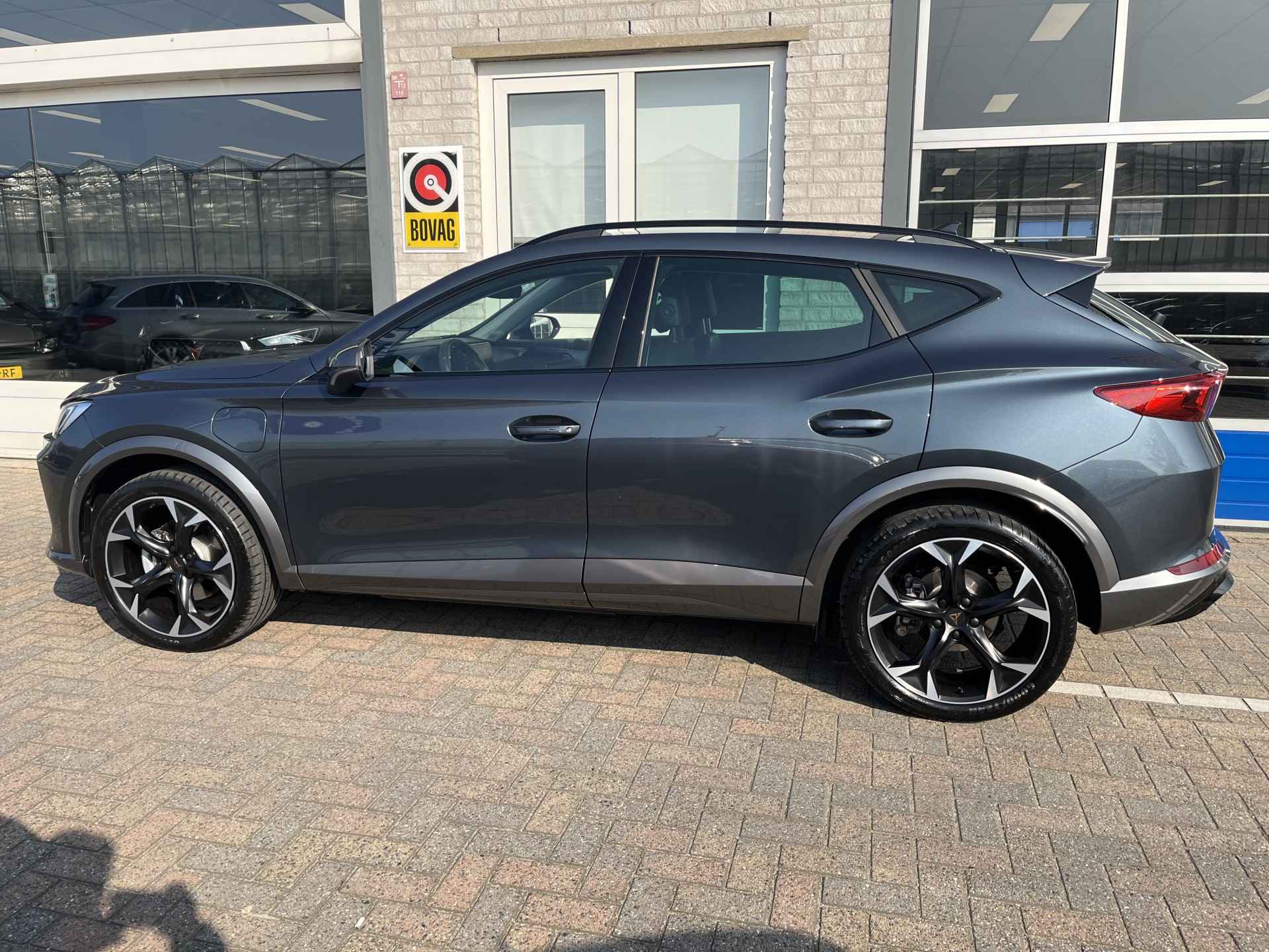 CUPRA Formentor 1.4 e-Hybrid Adrenaline / AUTOMAAT/ 16.000 KM/ PARK. SENSOREN/ KEYLESS/ DODE HOEK/ MATRIX/ STOEL-STUURVERWARM./ ADAPT. CRUISE/ APP-CONNECT/ NAVI/ CLIMA/ DAB/ 19" LMV - 3/43