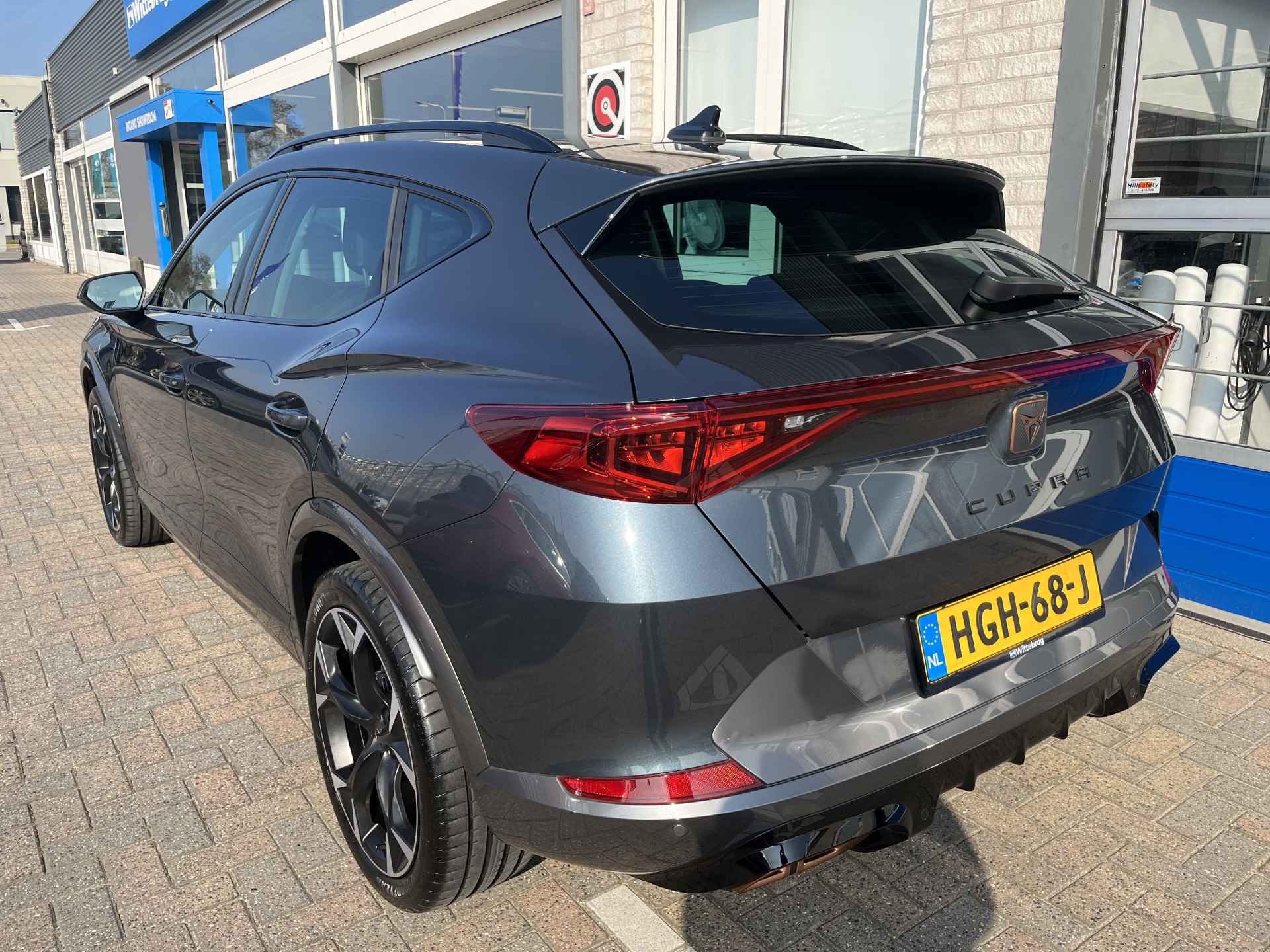 CUPRA Formentor 1.4 e-Hybrid Adrenaline / AUTOMAAT/ 16.000 KM/ PARK. SENSOREN/ KEYLESS/ DODE HOEK/ MATRIX/ STOEL-STUURVERWARM./ ADAPT. CRUISE/ APP-CONNECT/ NAVI/ CLIMA/ DAB/ 19" LMV - 6/43