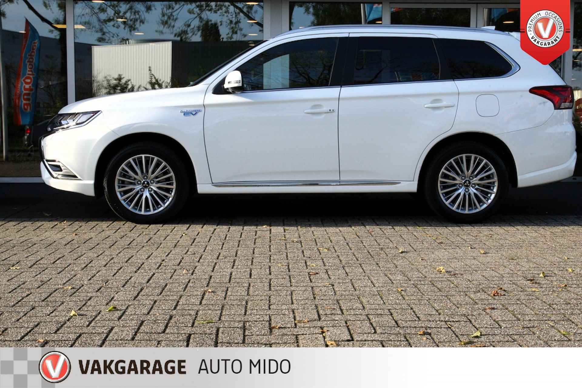 Mitsubishi Outlander 2.4 PHEV Instyle 4WD -Schuifdak- -Trekhaak- BTW AUTO - 10/60