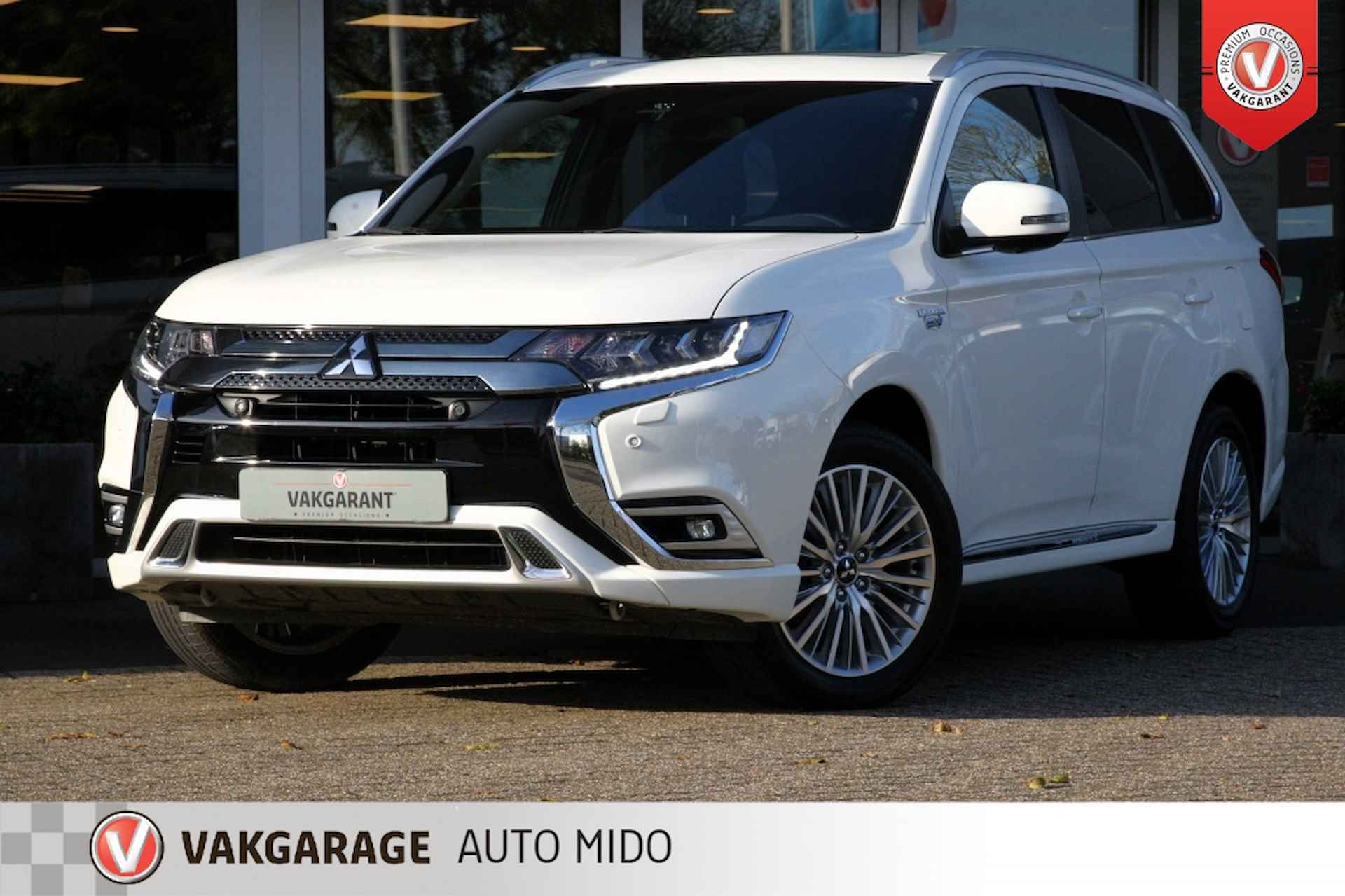 Mitsubishi Outlander 2.4 PHEV Instyle 4WD -Schuifdak- -Trekhaak- BTW AUTO - 20/60