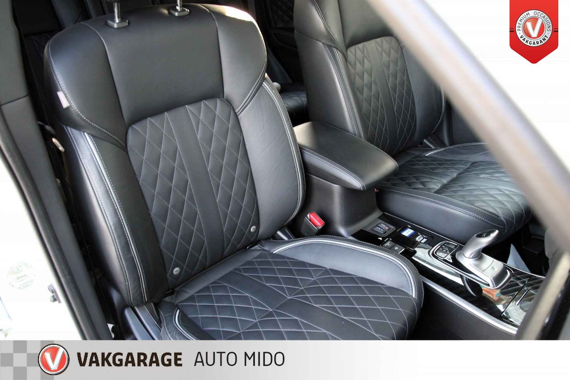 Mitsubishi Outlander 2.4 PHEV Instyle 4WD -Schuifdak- -Trekhaak- BTW AUTO - 27/60