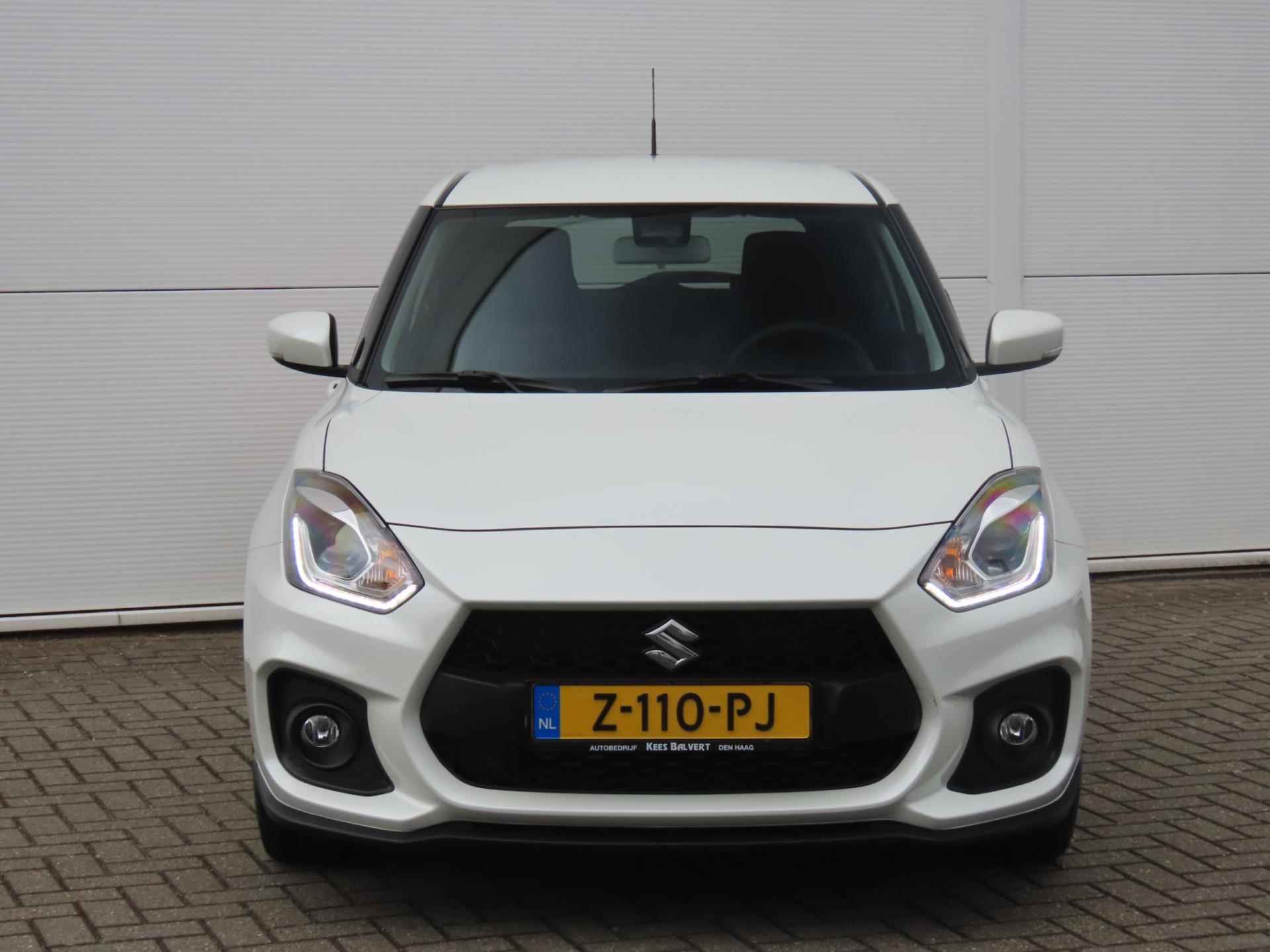 Suzuki SWIFT 1.4 Sport Smart Hybrid - 4/31