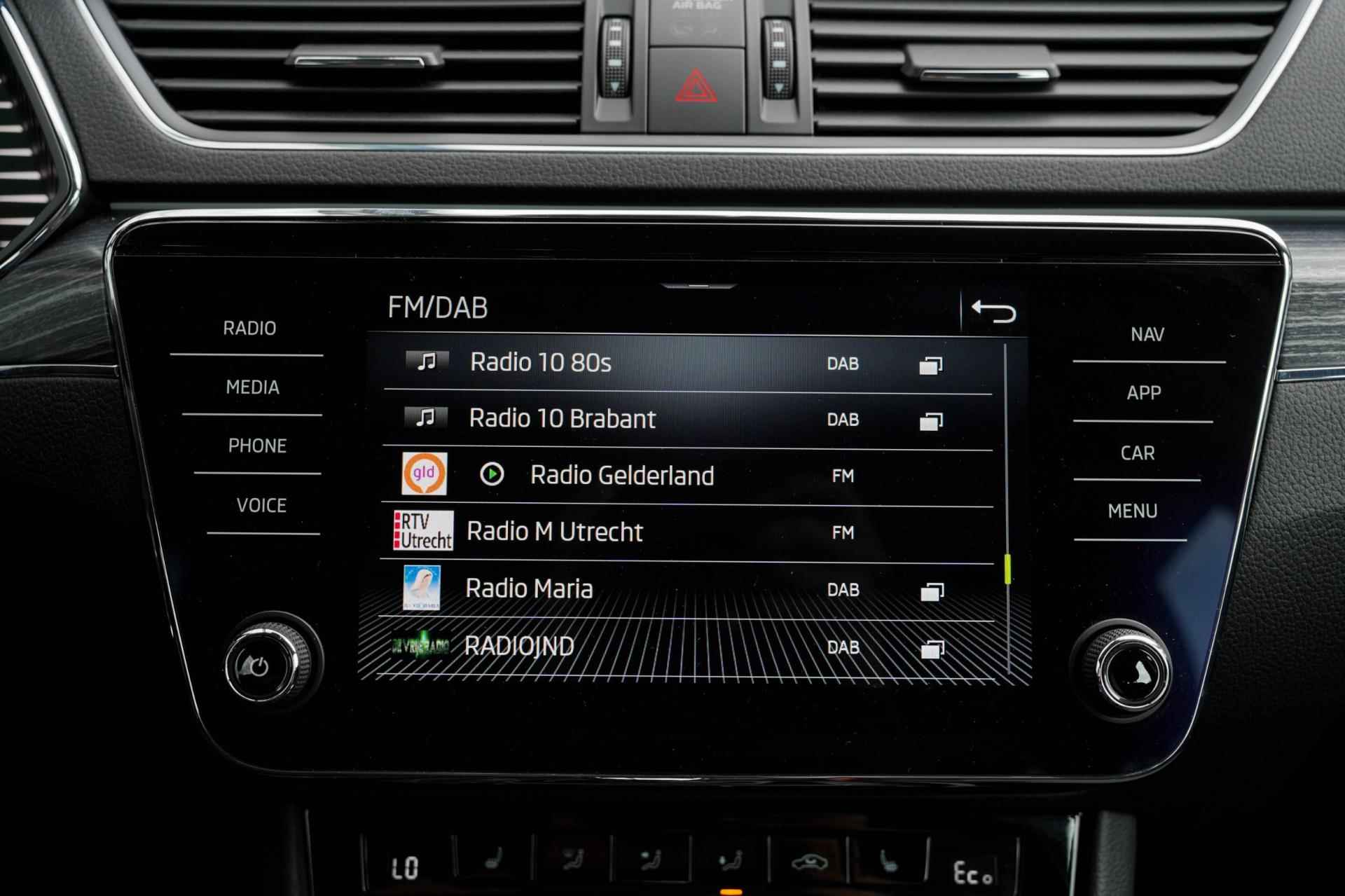 Skoda Superb Combi 1.4 TSI iV Business Edition | Plug in | Hybrid | Carplay - 15/40