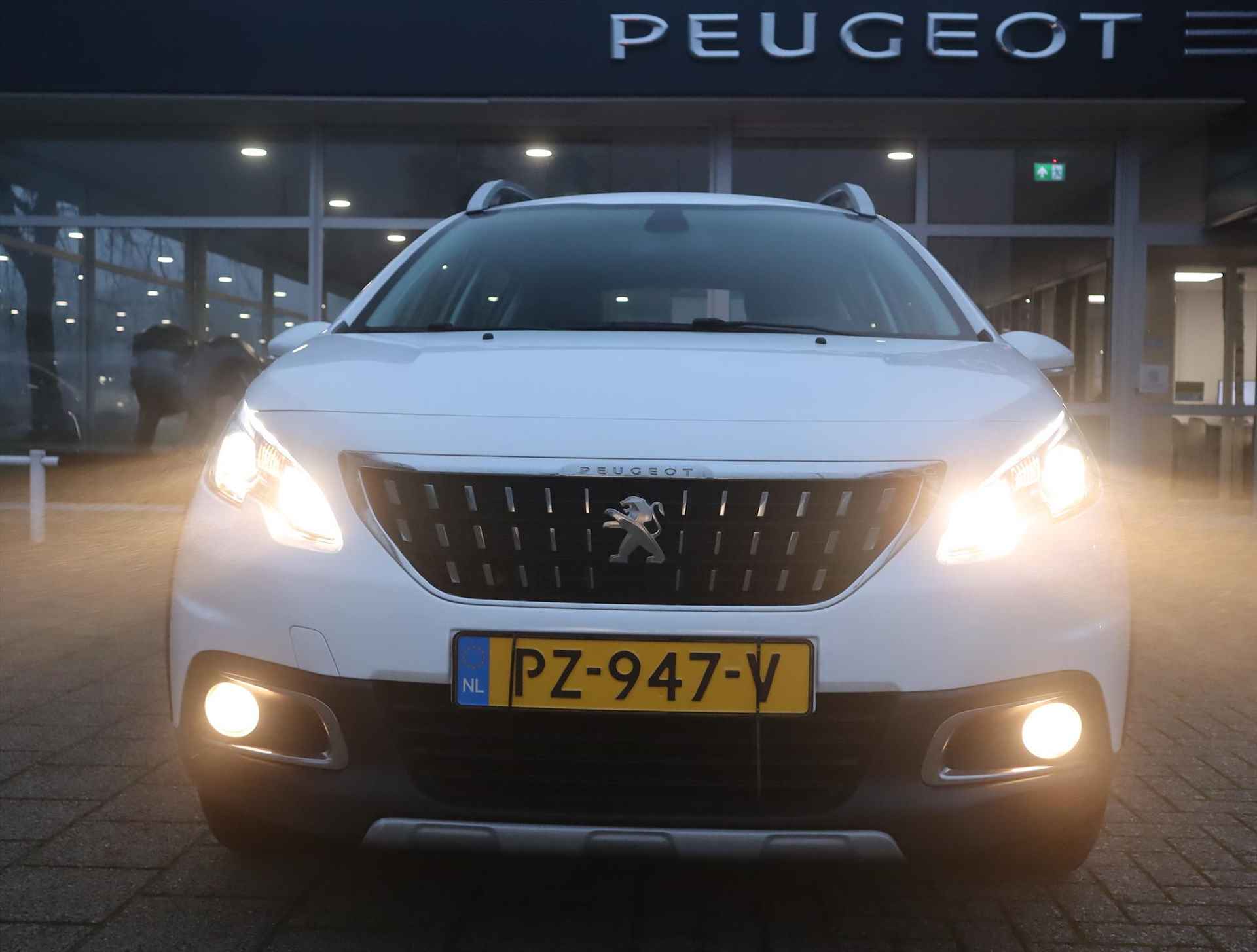 Peugeot 2008 SUV Allure PureTech 110PK EAT6 Automaat, Rijklaarprijs, Trekhaak Apple Carplay/Android auto Bluetooth Climate Control - 21/53