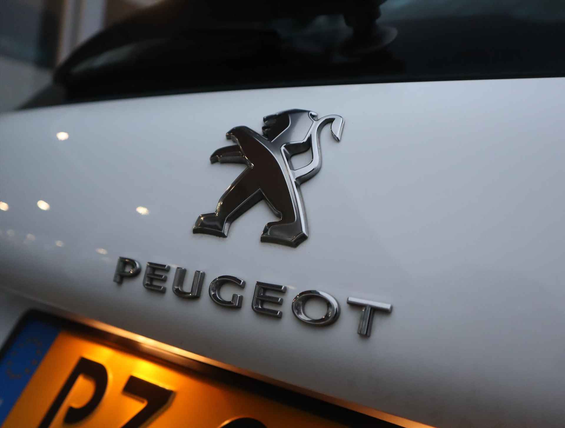 Peugeot 2008 SUV Allure PureTech 110PK EAT6 Automaat, Rijklaarprijs, Trekhaak Apple Carplay/Android auto Bluetooth Climate Control - 29/53