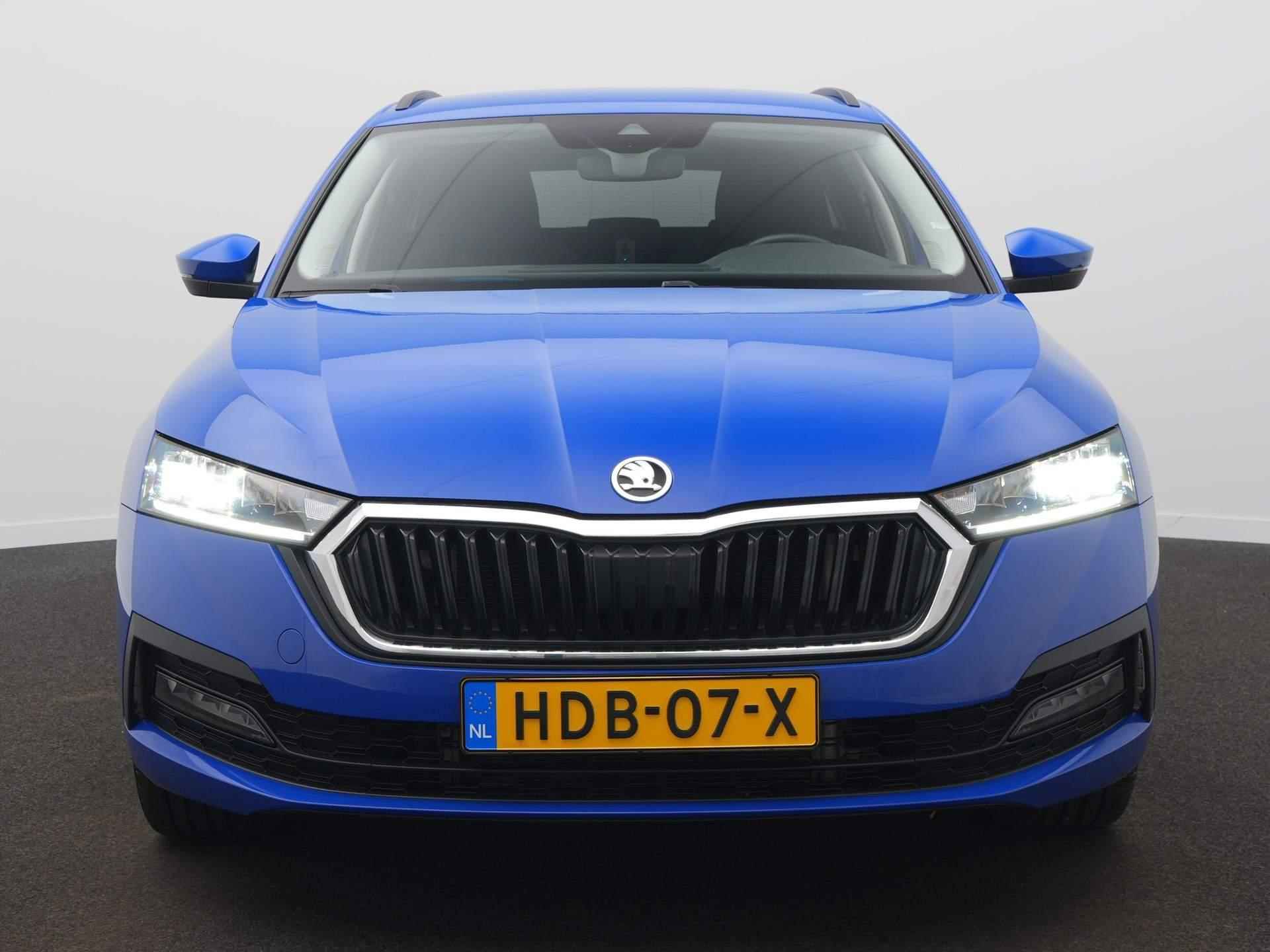 Skoda Octavia Combi 1.4 TSI iV PHEV Business Edition / Cruise Controle / Sensoren Achter / Carplay - 2/50