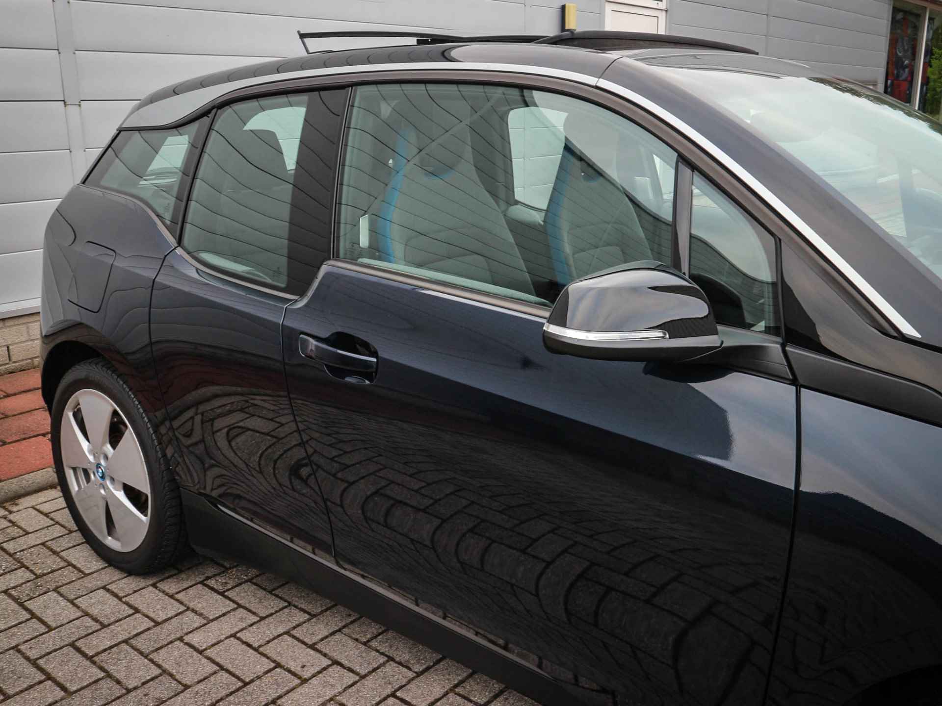 BMW i3 Basis 120Ah 42 kWh | Clima | Cruise | Navi | Panoramadak | Lichtmetaal | Camera | - 23/49