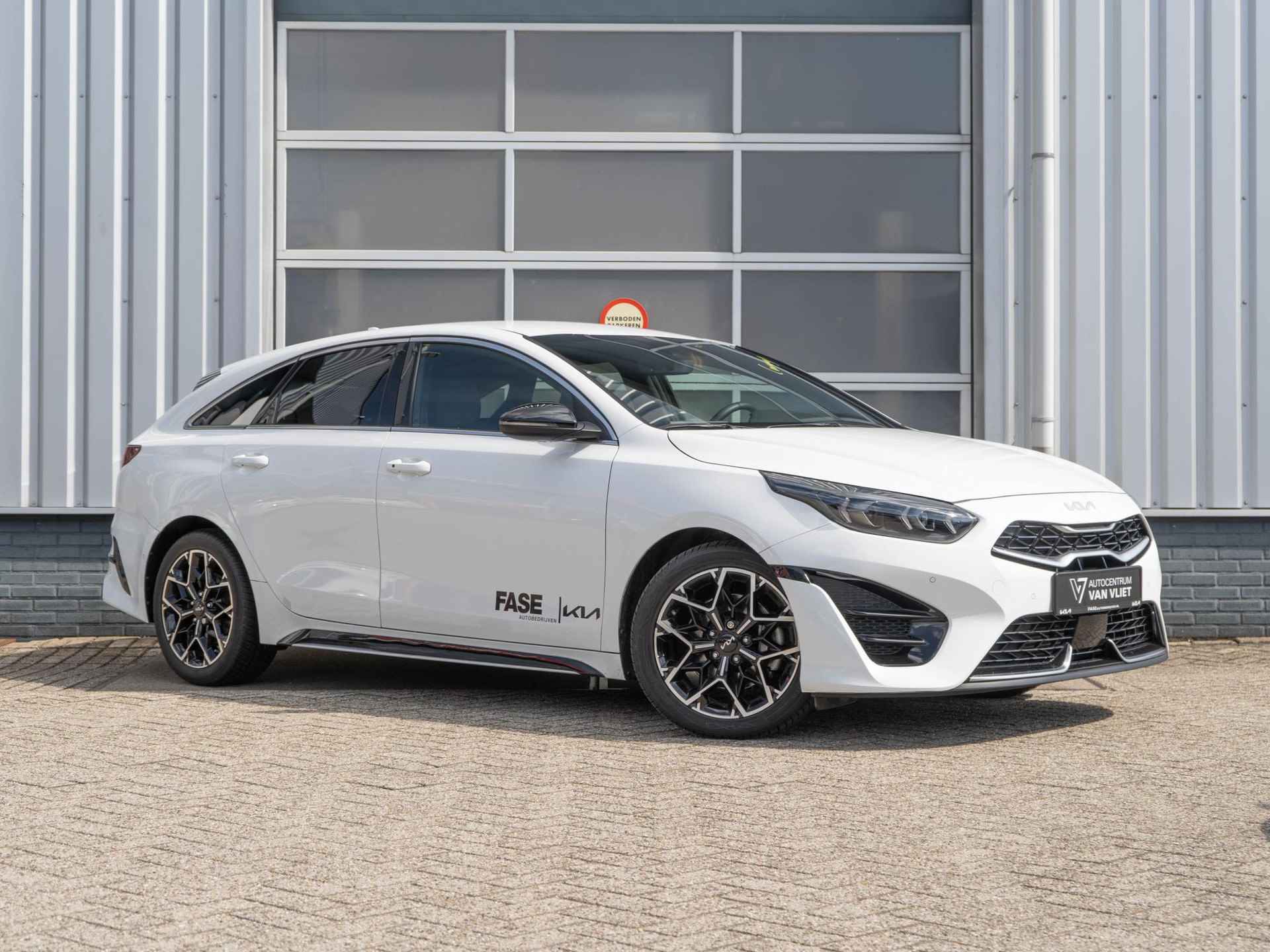 Kia ProCeed 1.5 T-GDi GT-PlusLine | Beschikbaar in overleg | LED | Navi | Stoel-/stuurverwarming | 17'' | Camera - 6/34