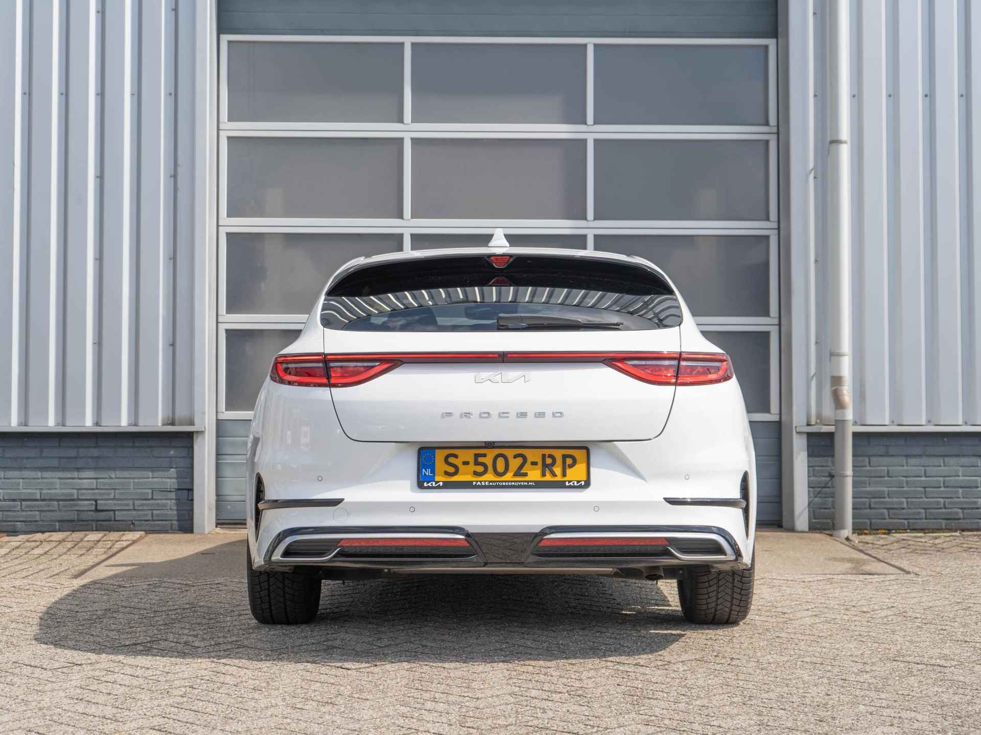 Kia ProCeed 1.5 T-GDi GT-PlusLine | Beschikbaar in overleg | LED | Navi | Stoel-/stuurverwarming | 17'' | Camera - 11/34