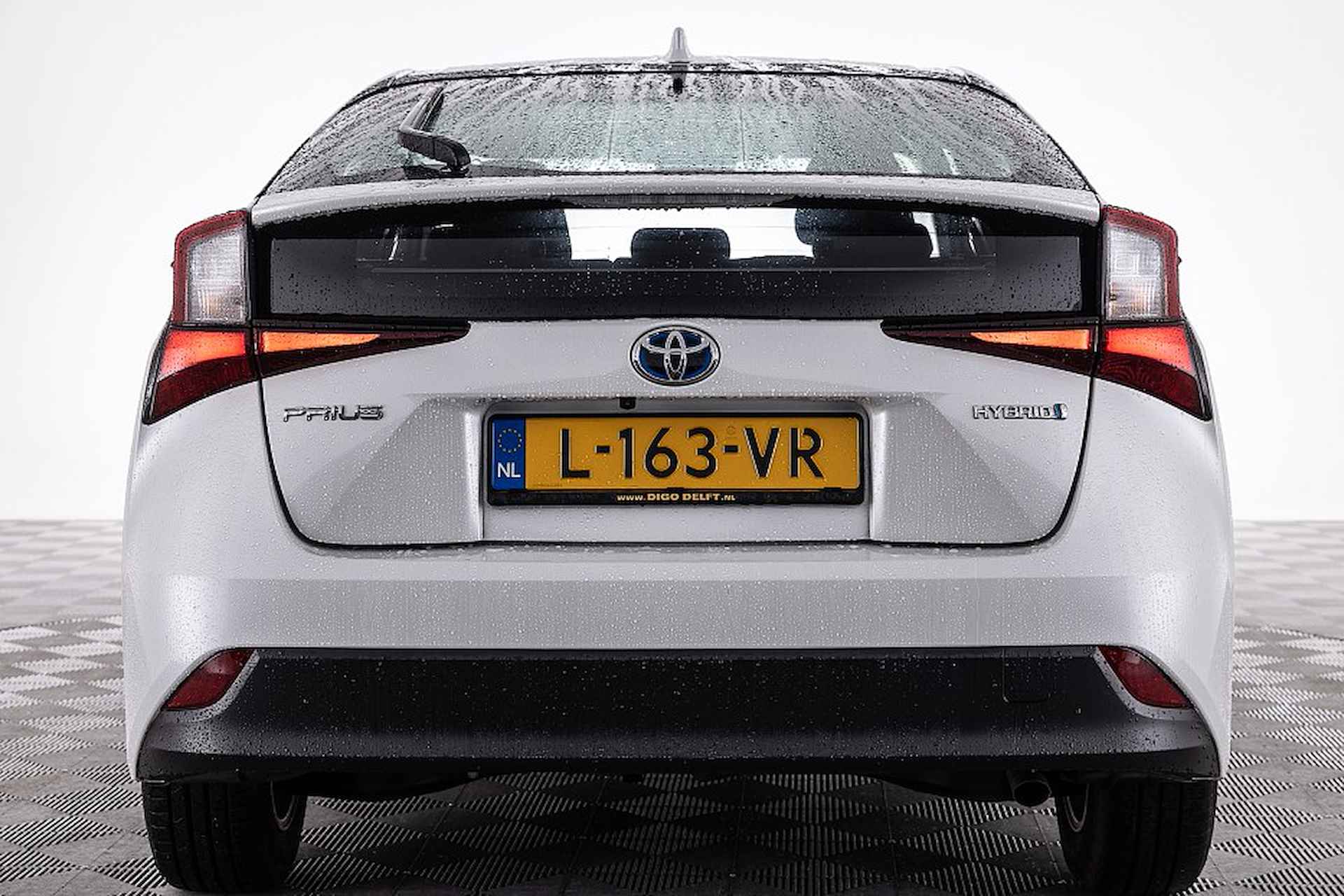 Toyota Prius 1.8 Dynamic | NAVI | XENON ✅ 1e Eigenaar . - 18/25