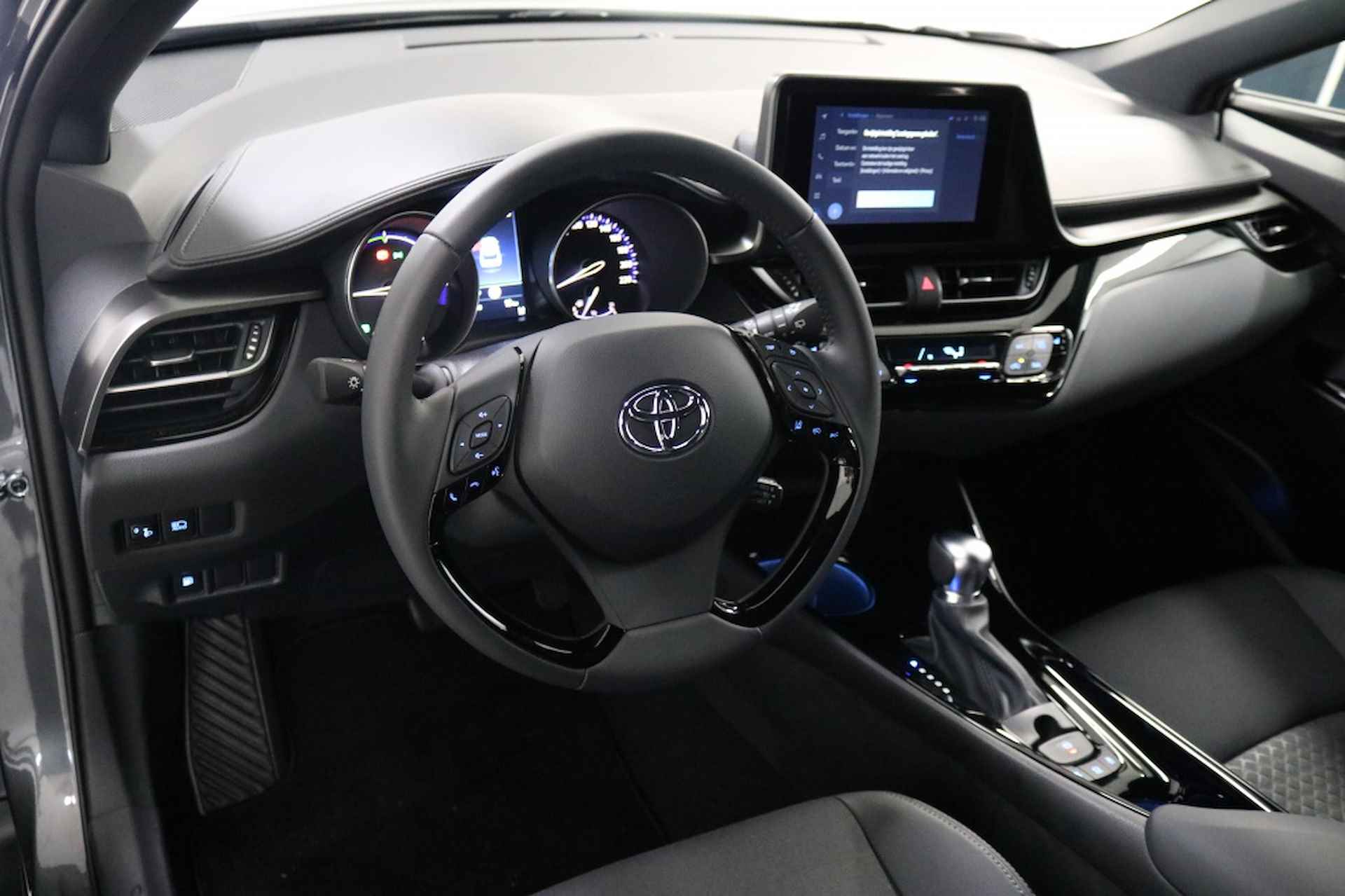 Toyota C-HR 1.8 Hybrid Dynamic | Premium Pack - 6/37