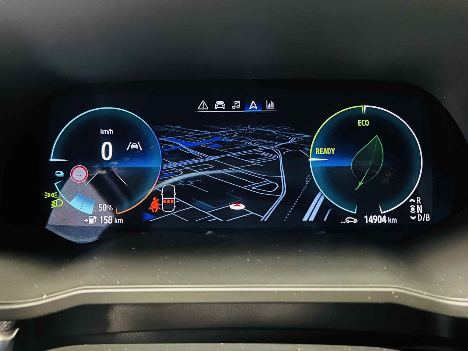 Renault ZOE R135 Intens 52 kWh (ex Accu) Automaat airco camera parkeersensoren apple carplay android auto climate controle zeer mooie auto €2000 subsidie mogelijk - 16/19