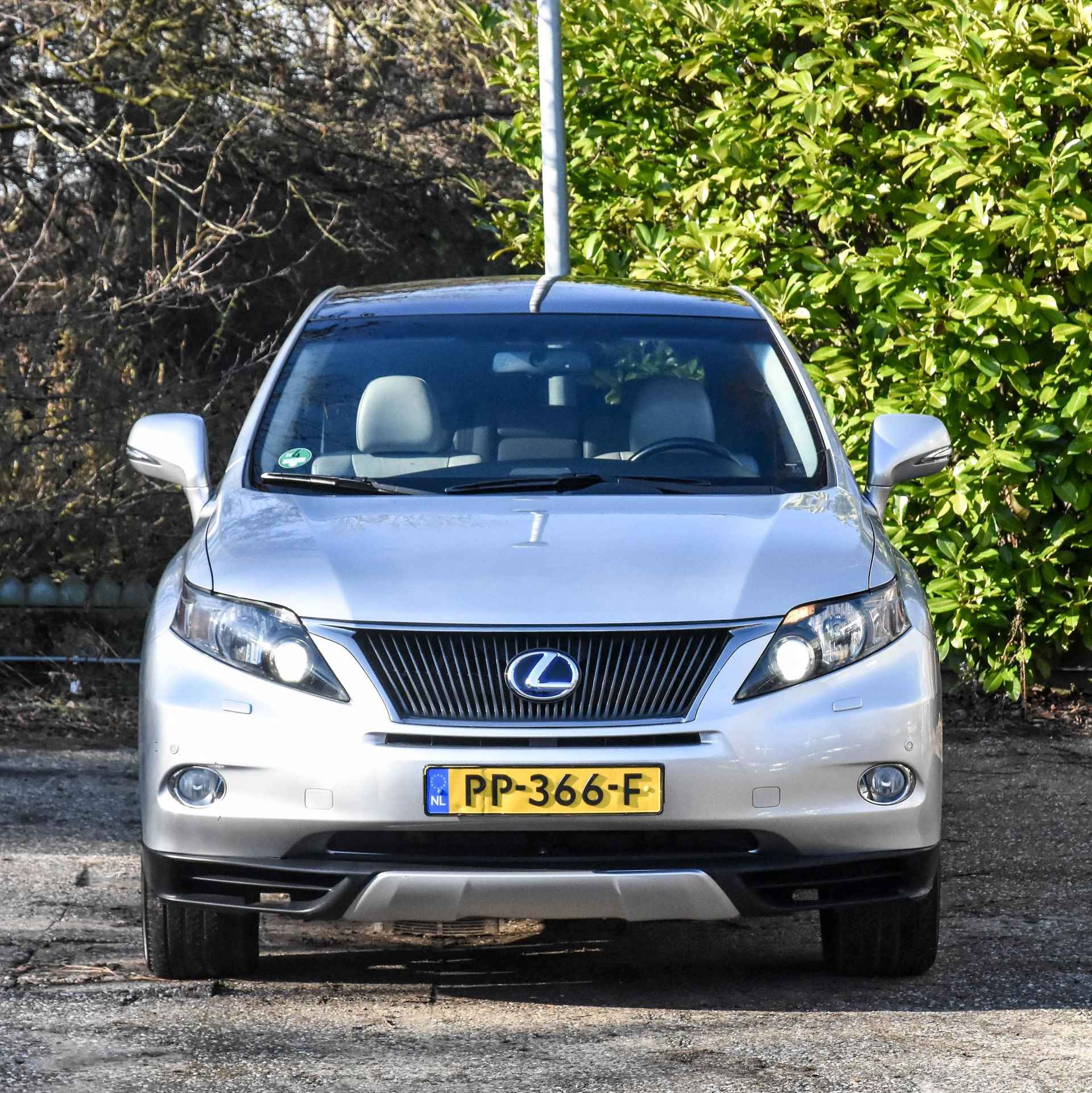 Lexus RX 450h 4WD President automaat / hybride V6 / camera / leer / panoramadak / cruise control / trekhaak /navi / parkeersensoren / 19 inch LM-velgen / - 40/43