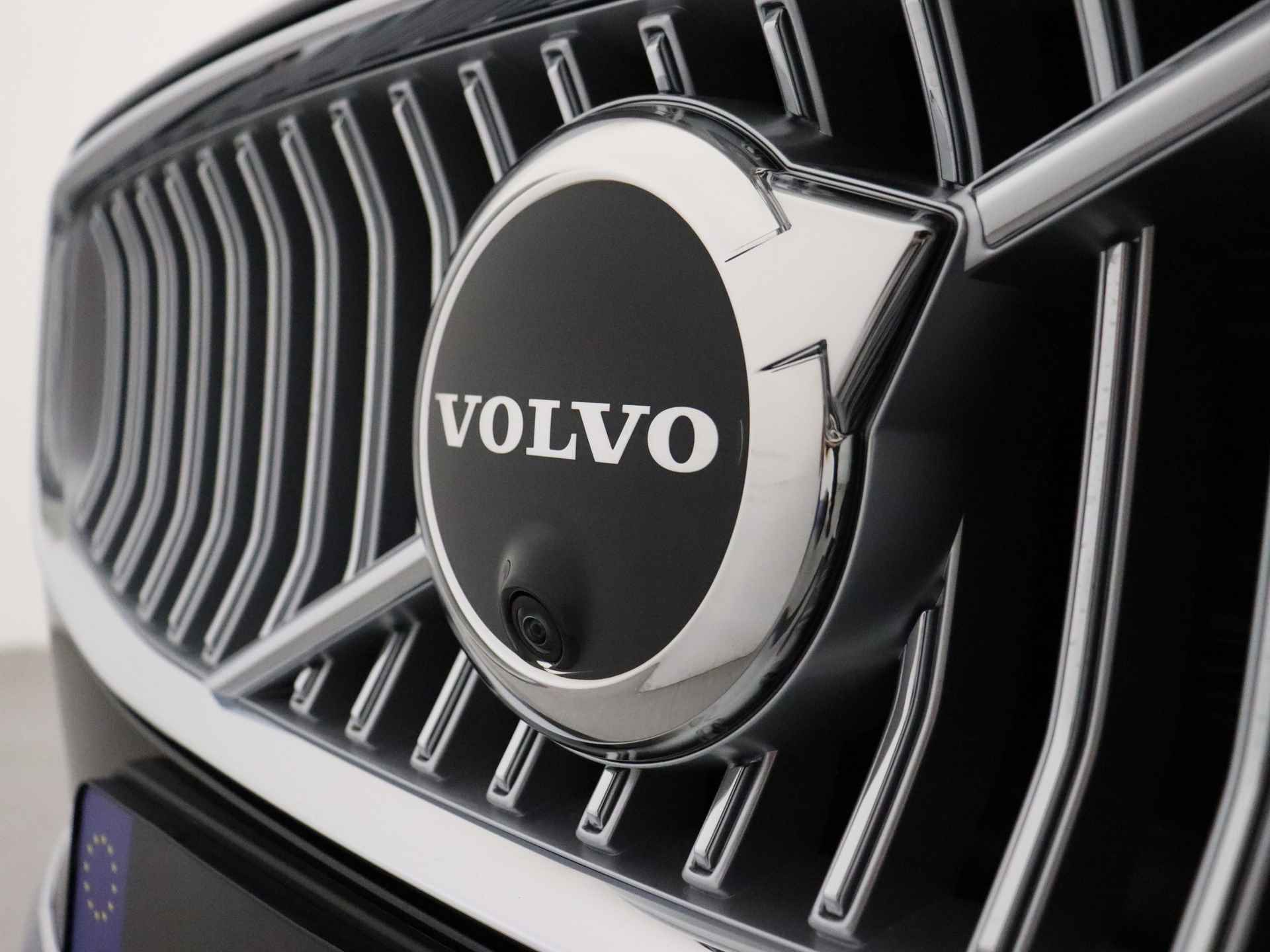 Volvo V90 T6 350pk Recharge AWD Ultimate Bright / €3300,- Voorraadkorting / / LONG RANGE / DIRECT LEVERBAAR / NIEUW / 360 Camera / H&K Audio / Panoramadak / Stoel & Stuurw. Verw. / - 25/47