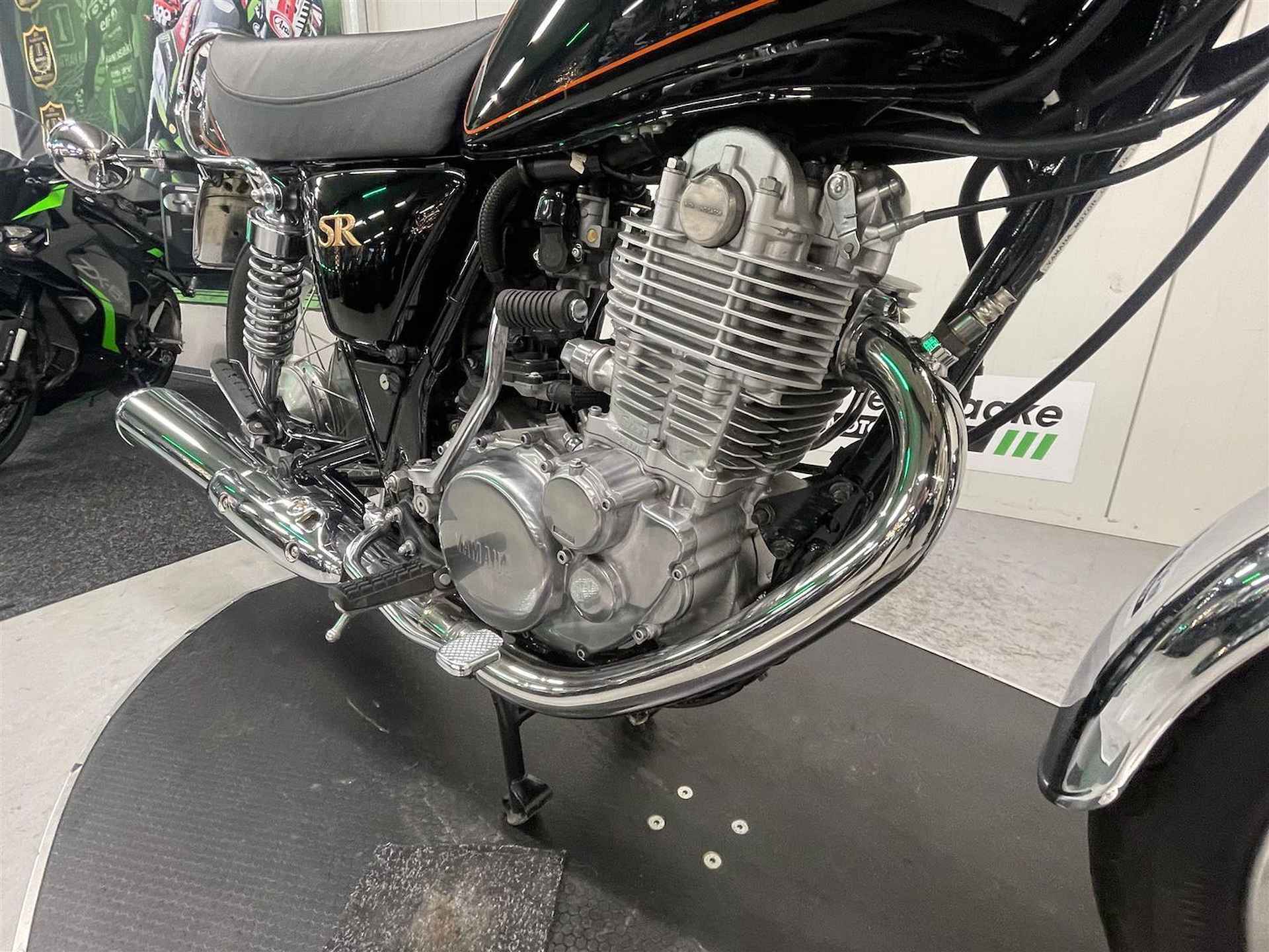 Yamaha SR 400 - 2017 - 14/20