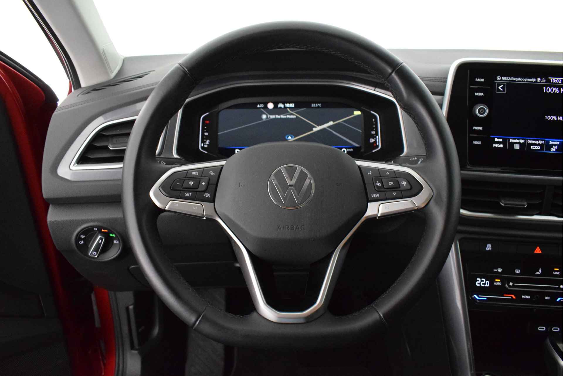 Volkswagen T-Roc 1.5 TSI 150pk DSG Style Keyless Camera IQ.Light Virtual Cockpit Navigatie - 15/47